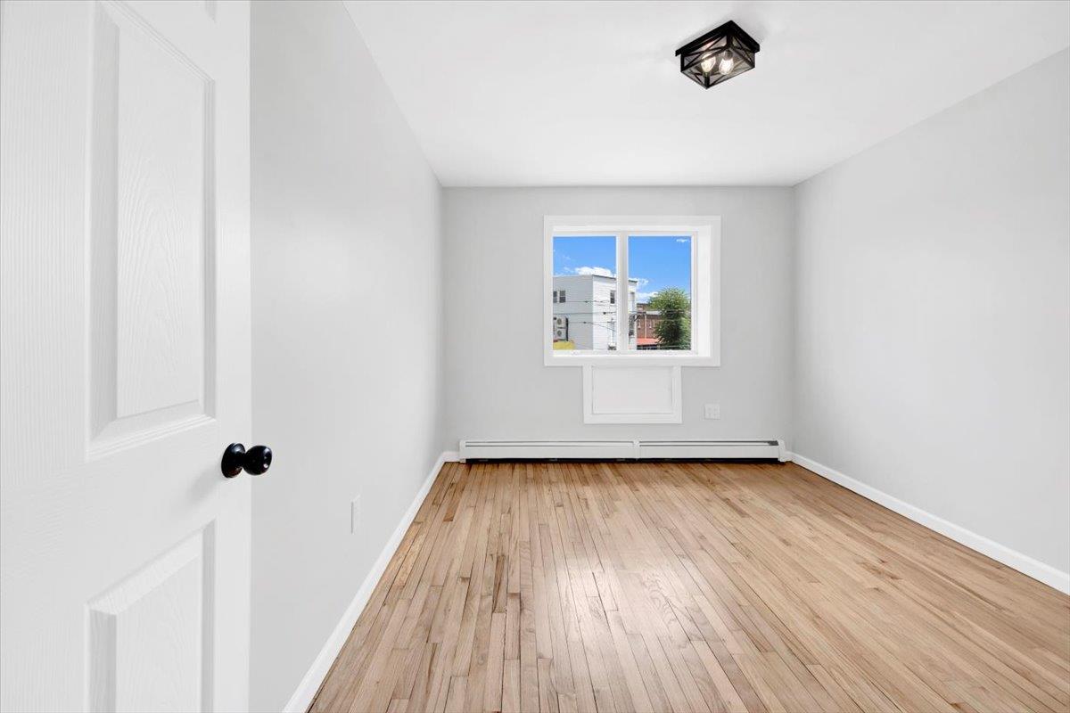 1869 Muliner Avenue, Bronx, NY 10462