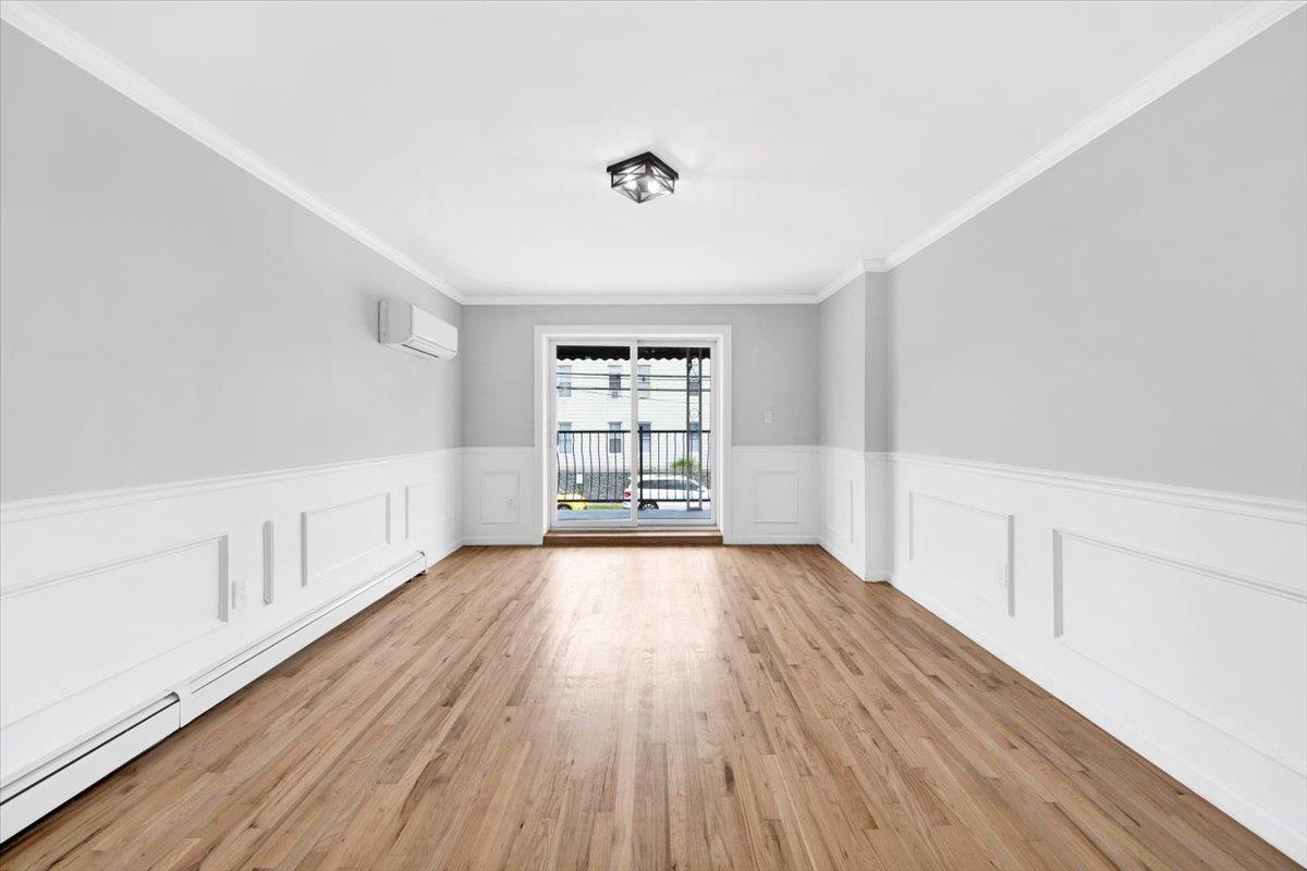 1869 Muliner Avenue, Bronx, NY 10462