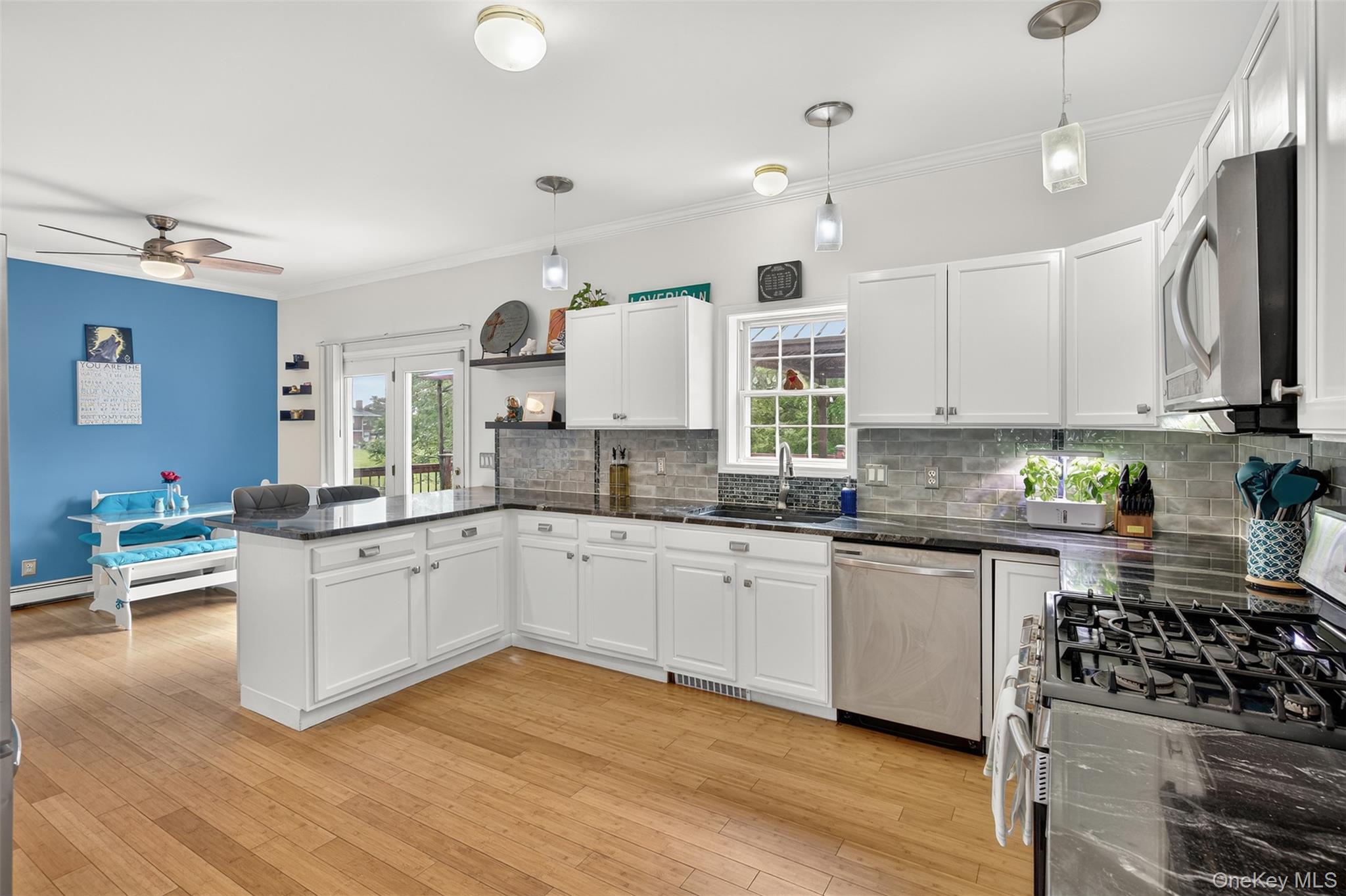 2171 Route 32, Saugerties, NY 12477