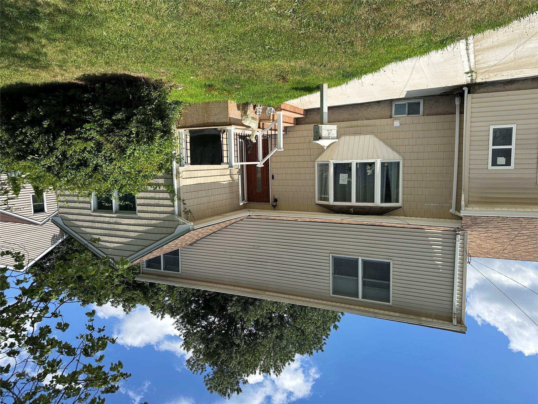 15 Mida Court # 2A, West Babylon, NY 11704