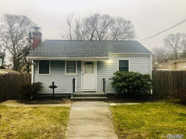 3 Bertha Street, East Patchogue, NY 11772