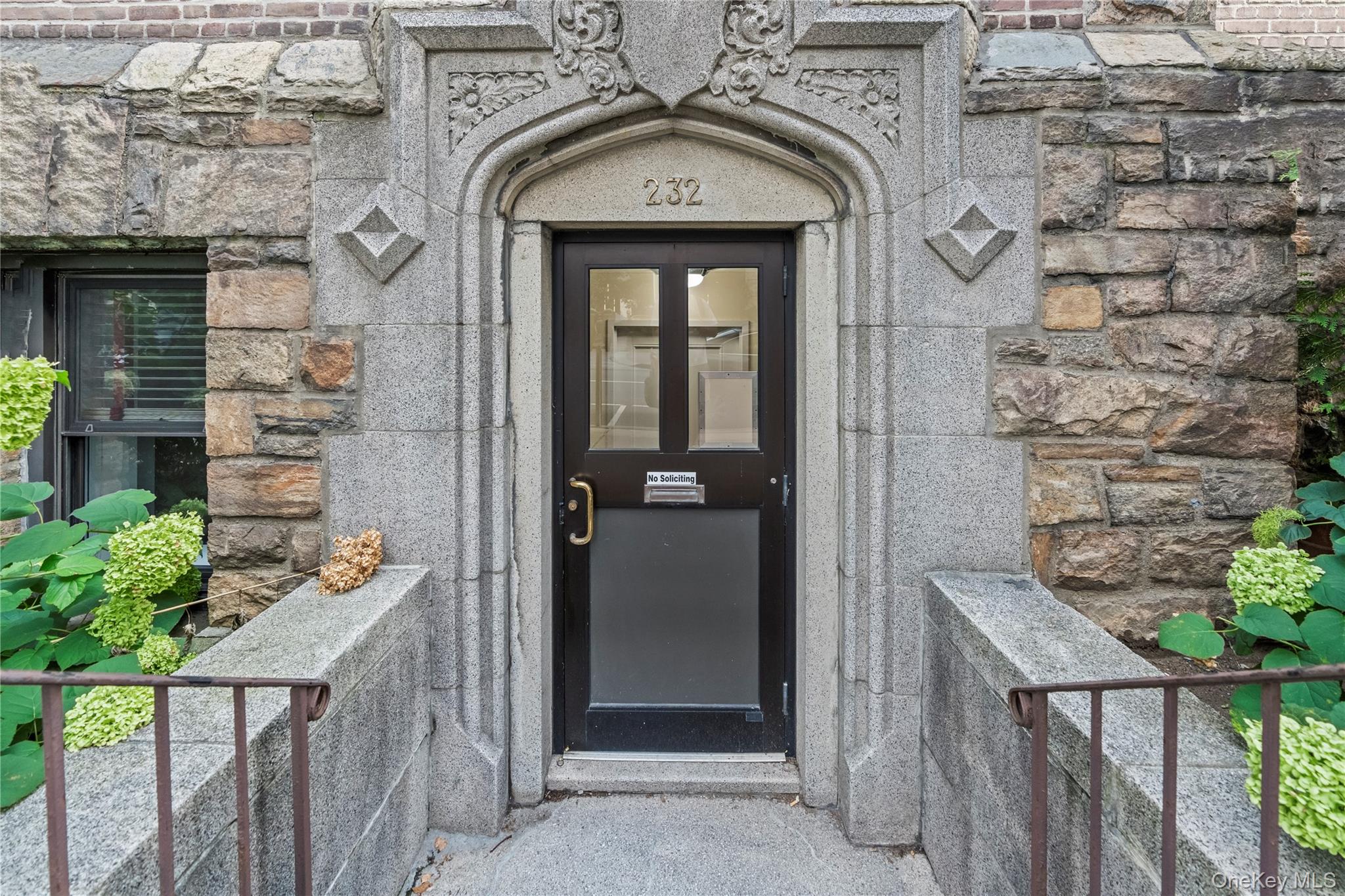 232 Martine Avenue # BD/BC, White Plains, NY 10601