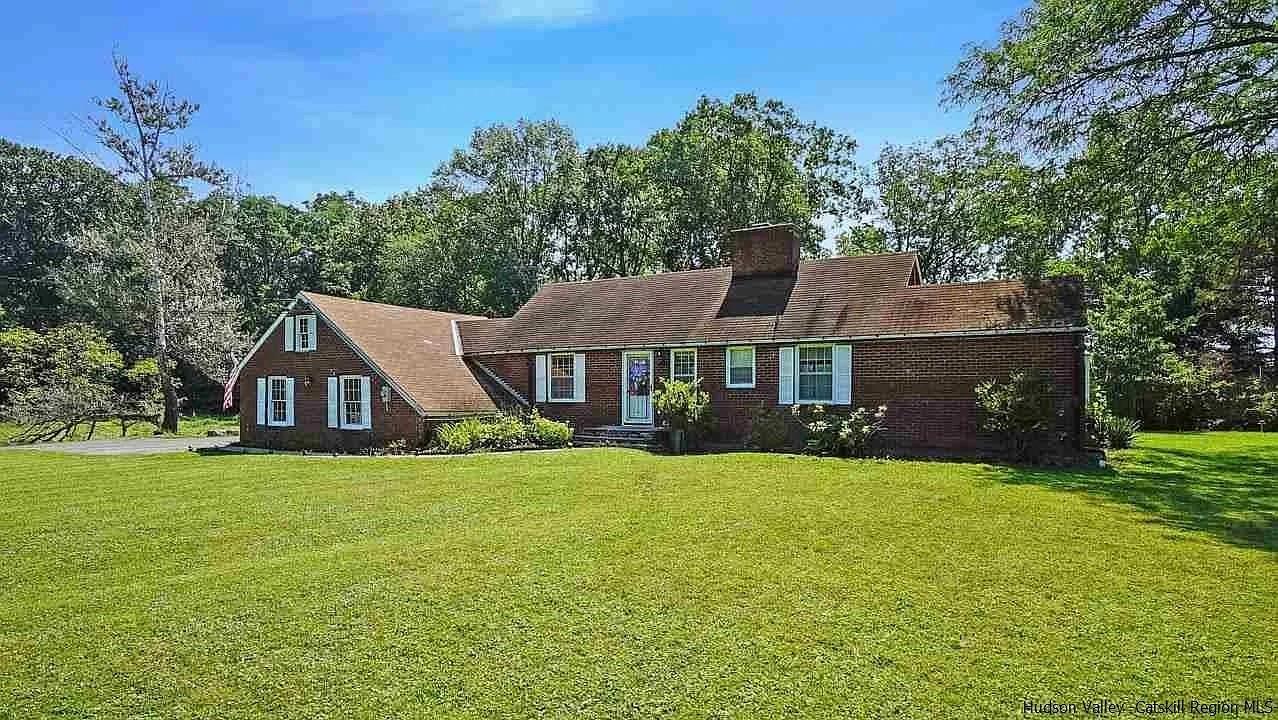 620 Ulster Landing Road, Saugerties, NY 12477