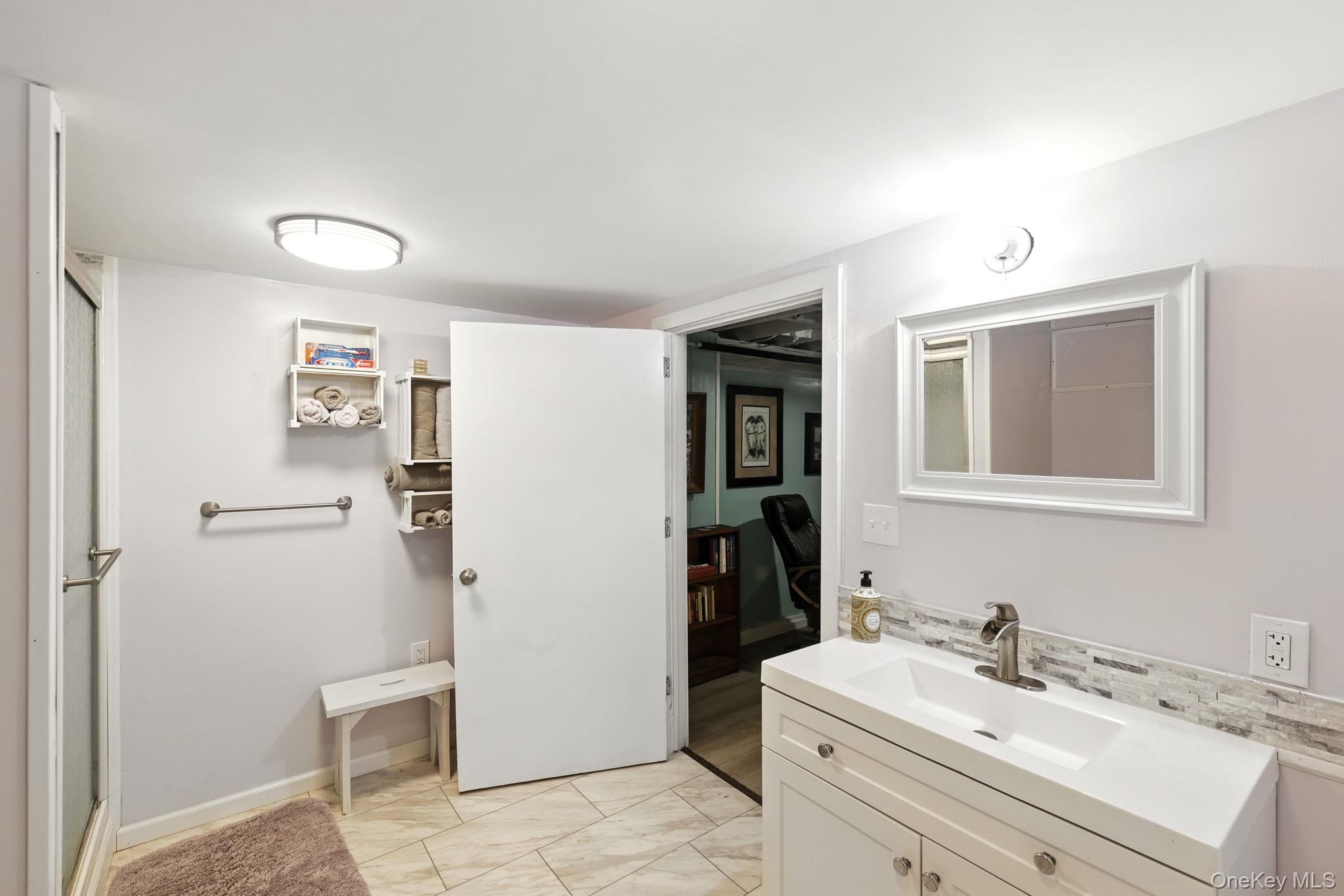 620 Ulster Landing Road, Saugerties, NY 12477