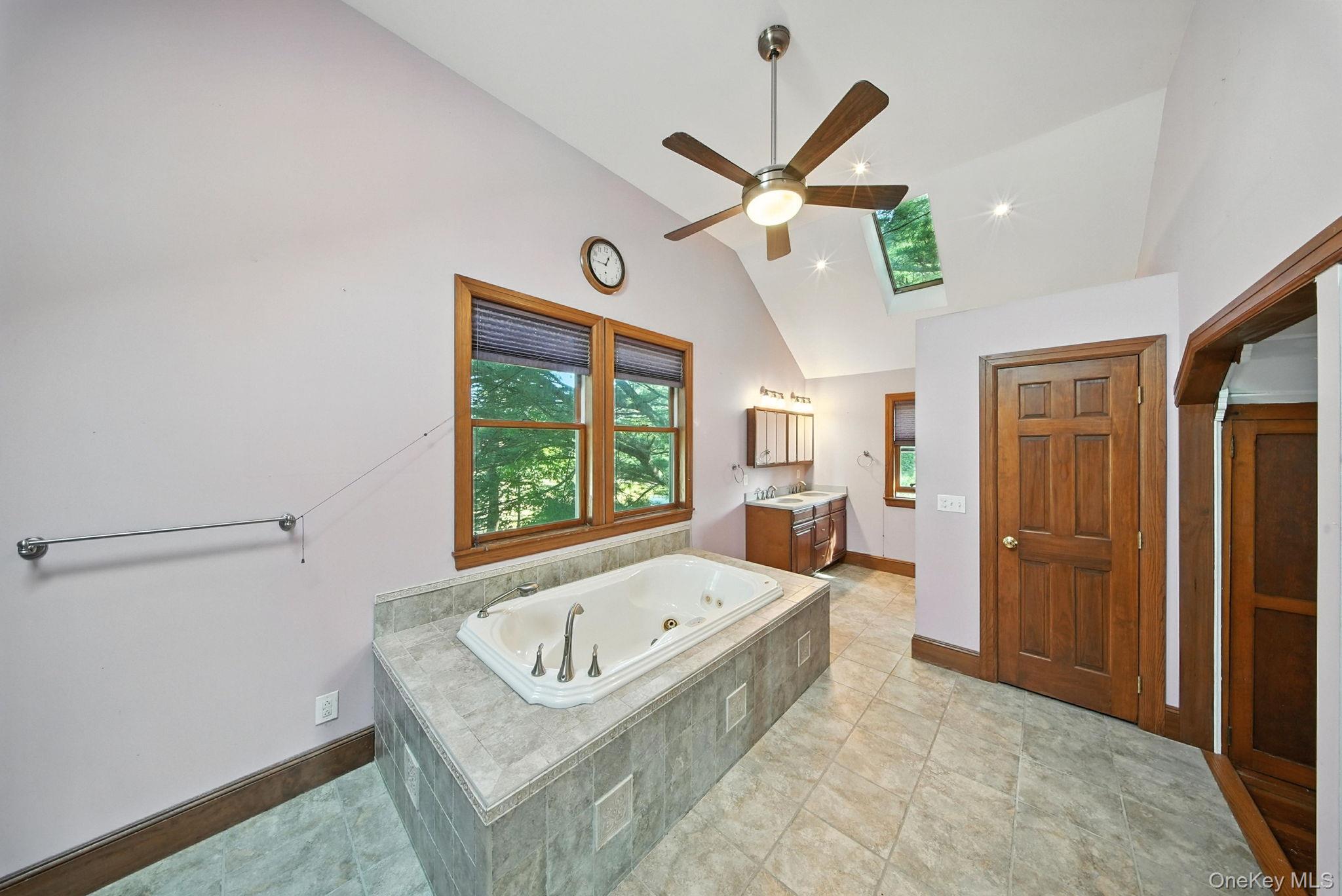 4 Cole Drive, Woodbourne, NY 12788