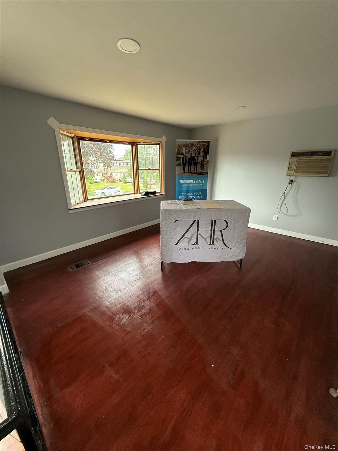 160 Van Street, Brentwood, NY 11717