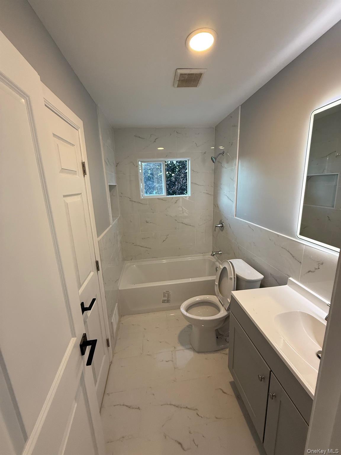 160 Van Street, Brentwood, NY 11717