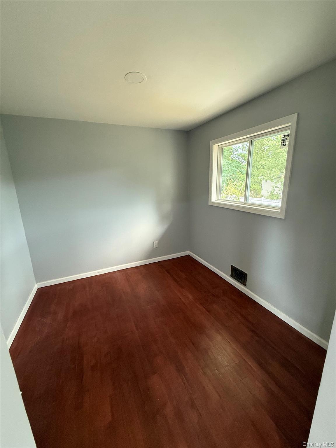 160 Van Street, Brentwood, NY 11717