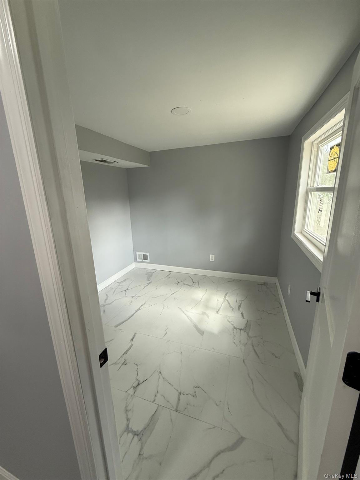 160 Van Street, Brentwood, NY 11717