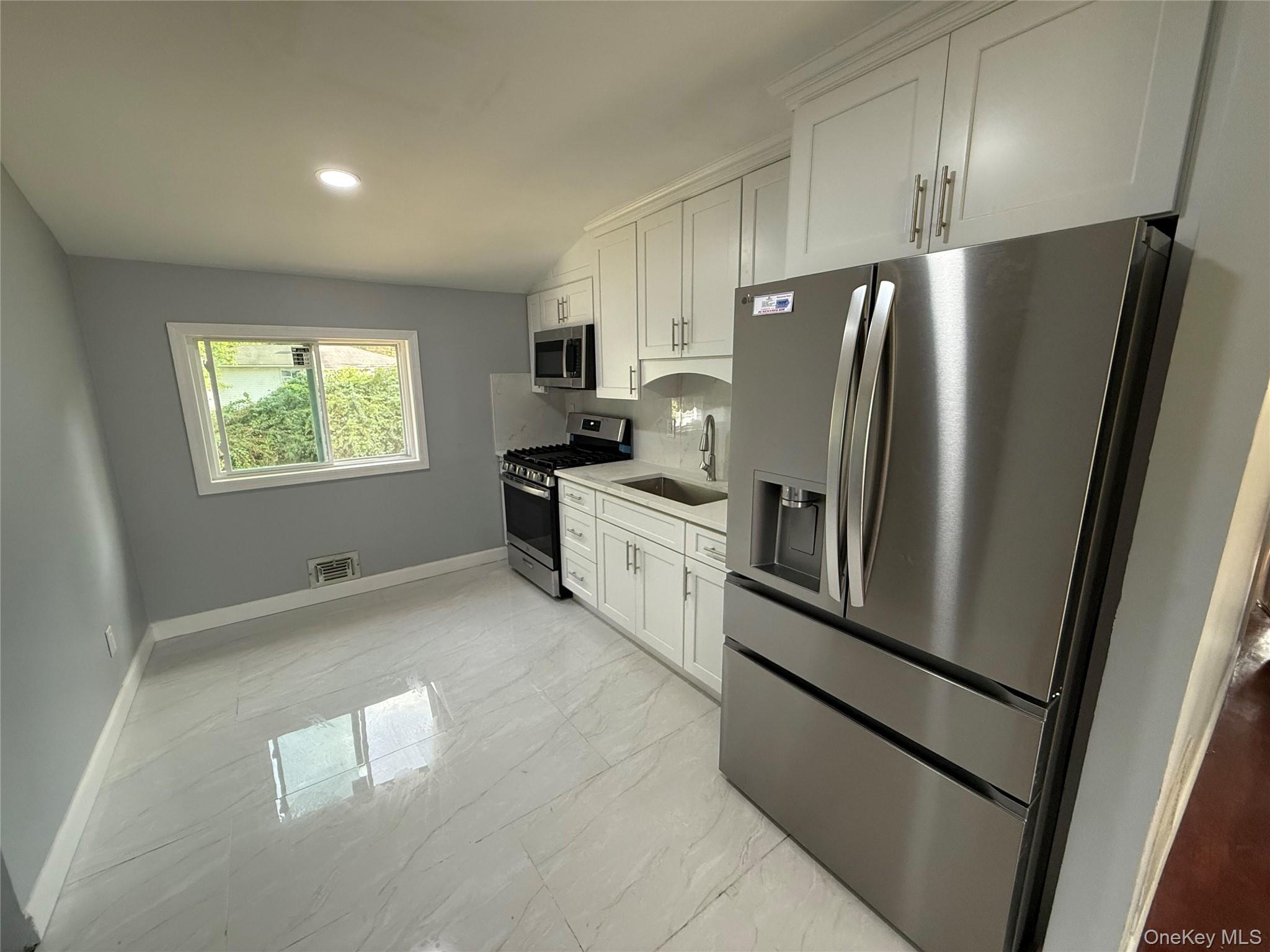 160 Van Street, Brentwood, NY 11717