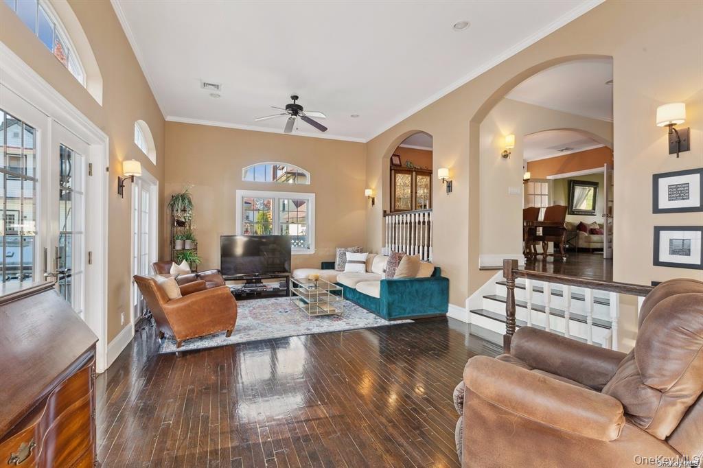 56 Floral Parkway, Floral Park, NY 11001