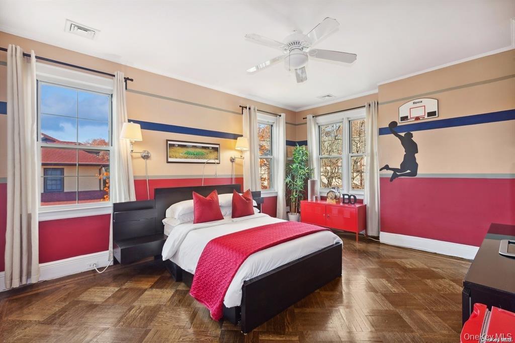 56 Floral Parkway, Floral Park, NY 11001