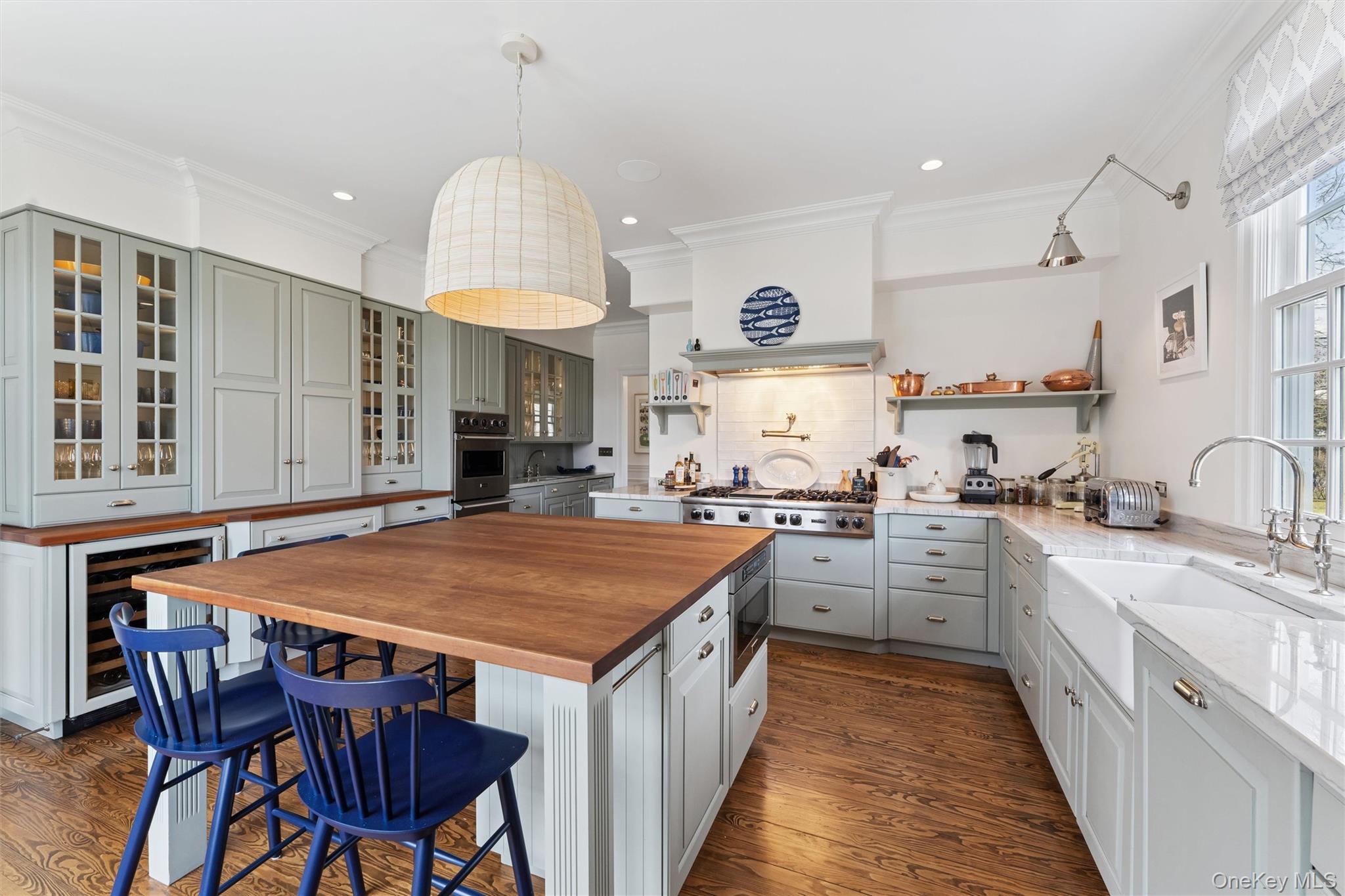 109 Quogue Street, Quogue, NY 11959