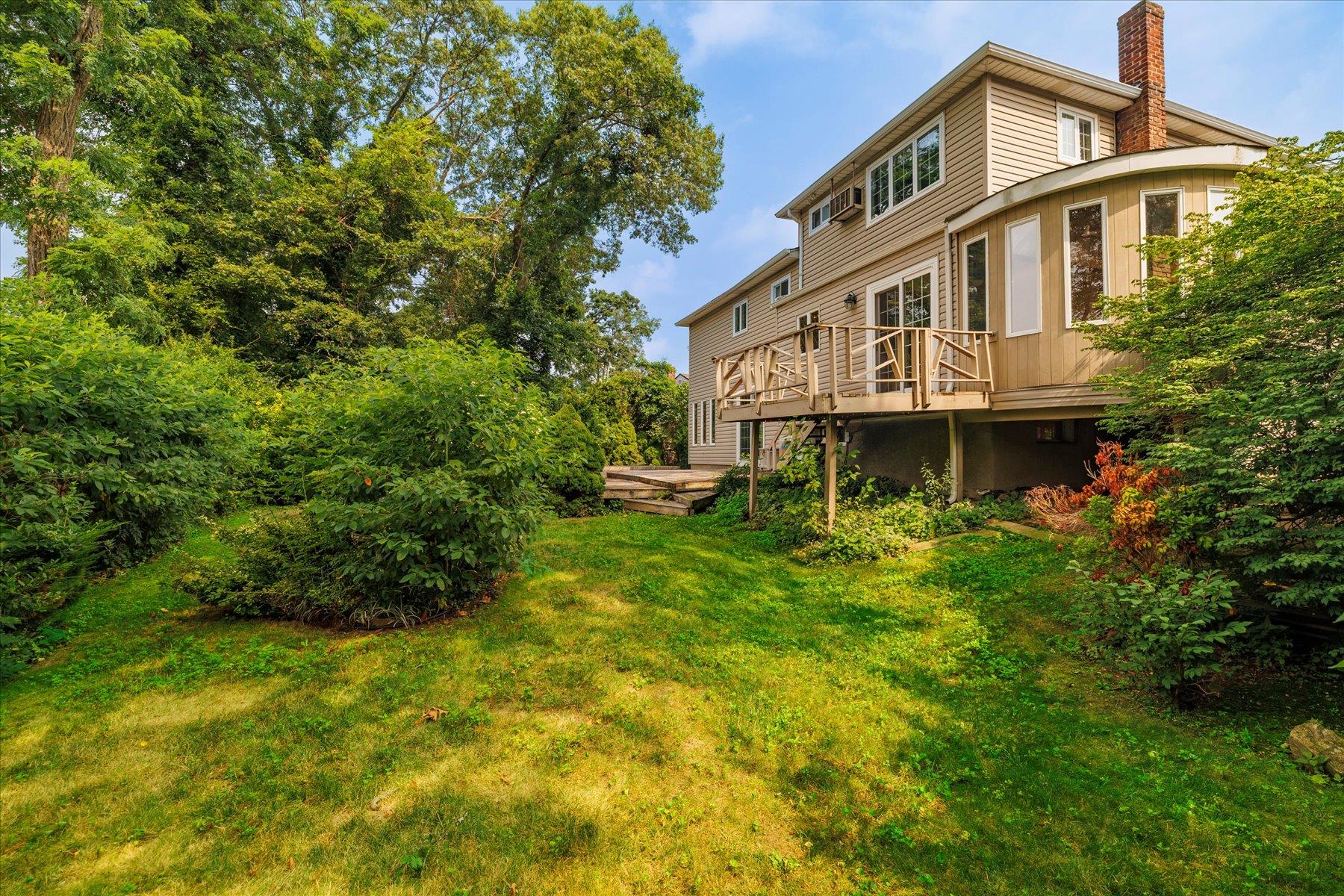 185 Maxine Court, West Hempstead, NY 11552