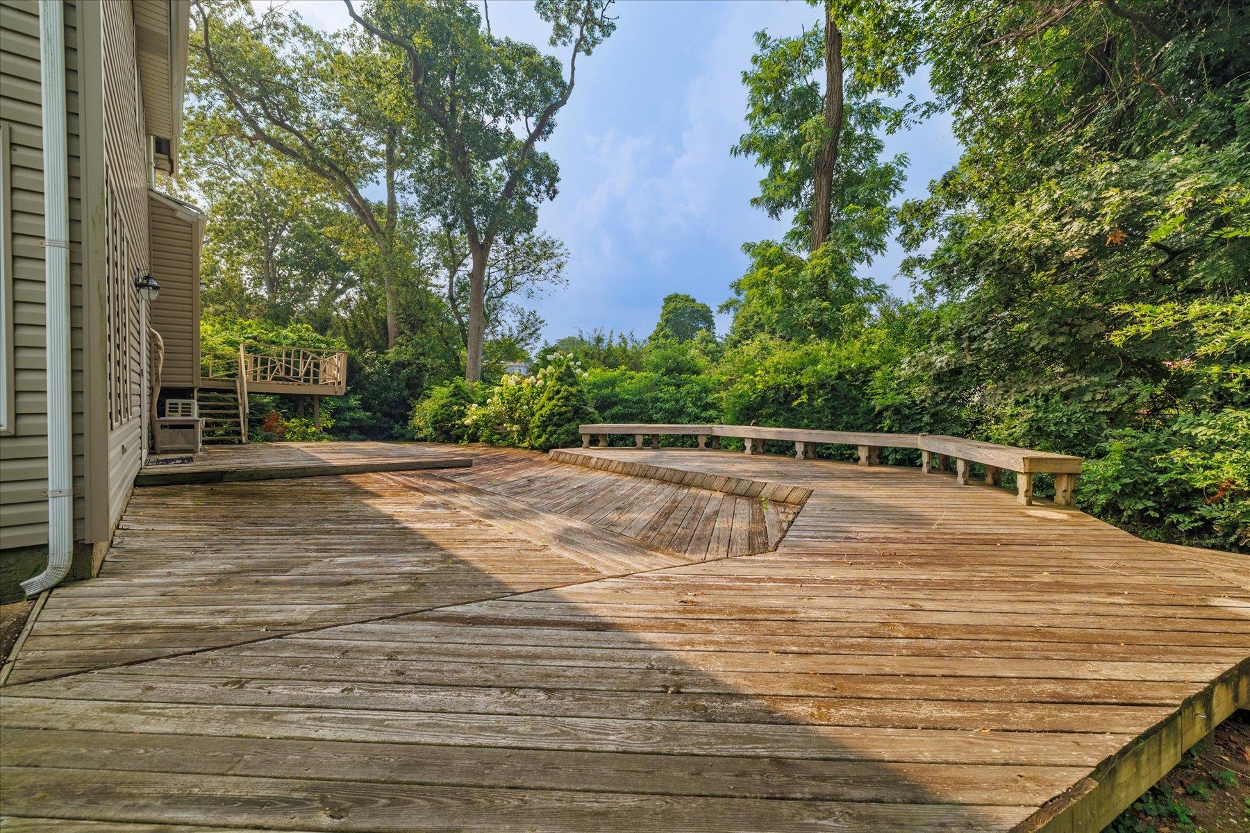 185 Maxine Court, West Hempstead, NY 11552