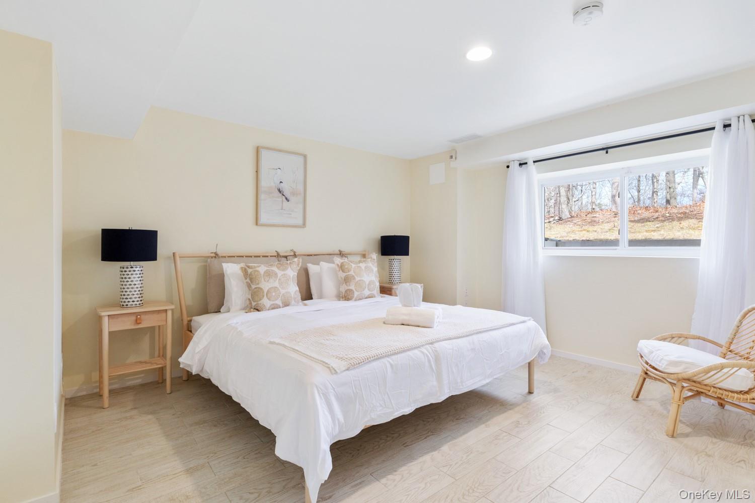 12 Douglas Court, Hampton Bays, NY 11946