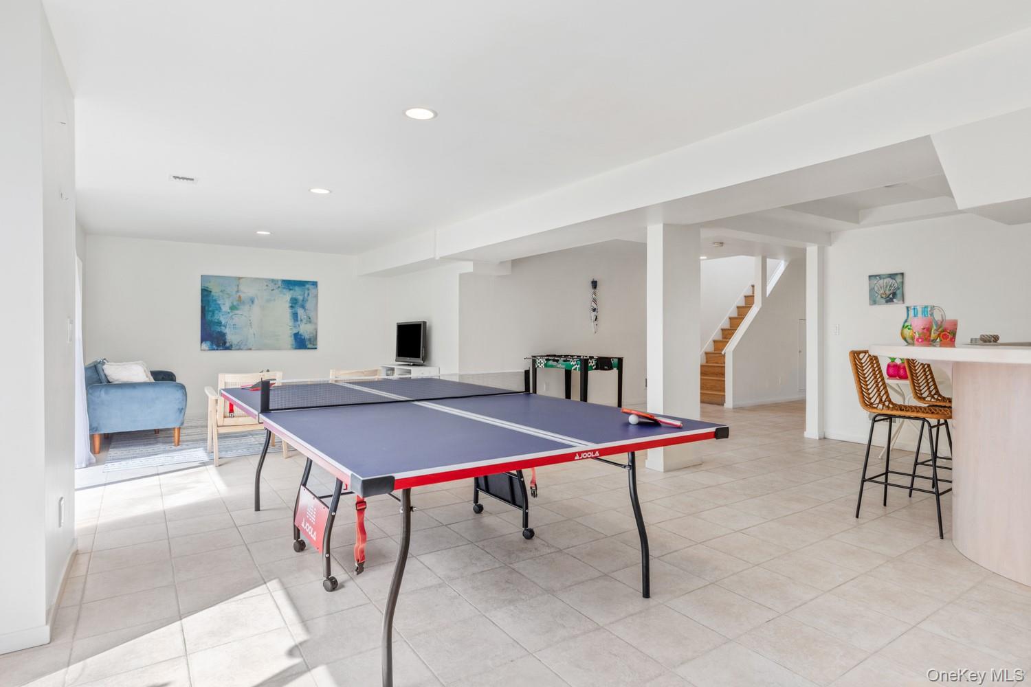 12 Douglas Court, Hampton Bays, NY 11946