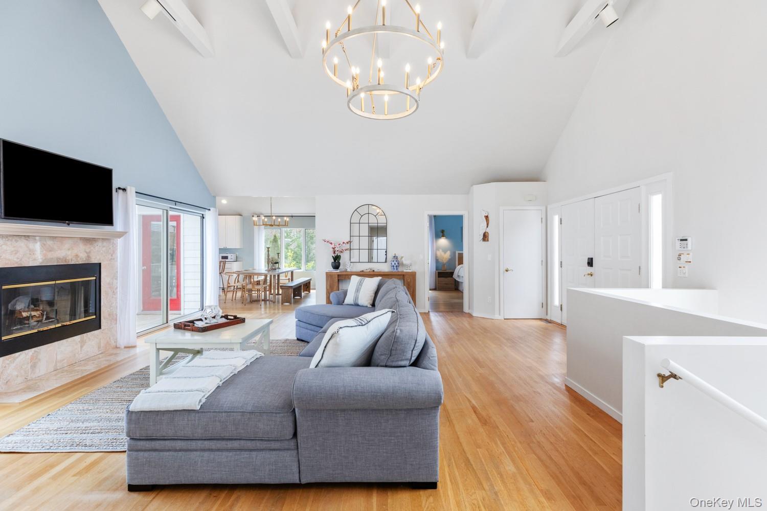 12 Douglas Court, Hampton Bays, NY 11946