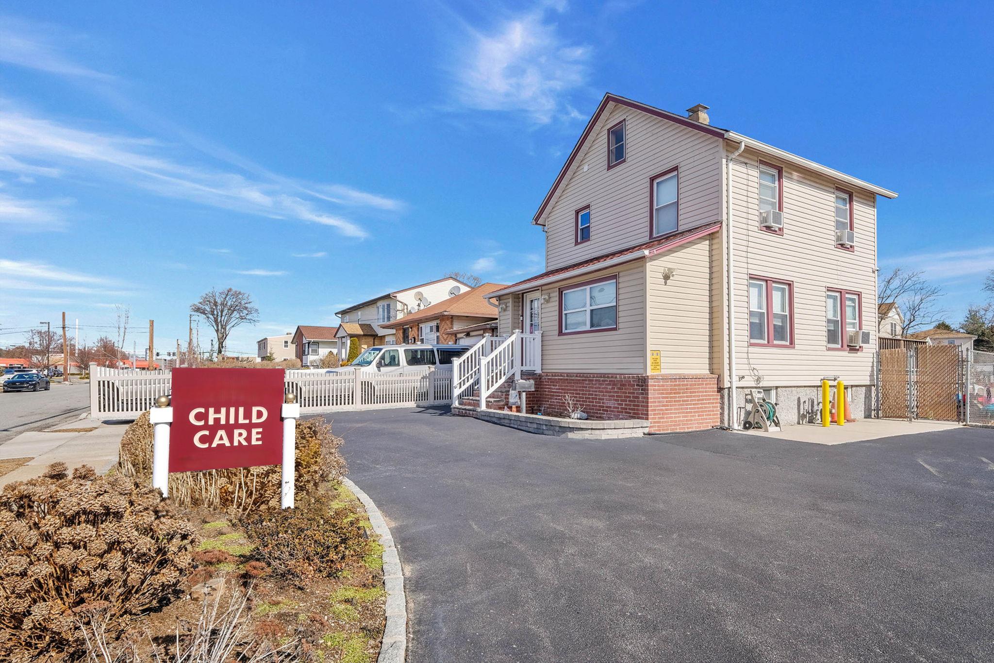 1243 Peapond Road, North Bellmore, NY 11710