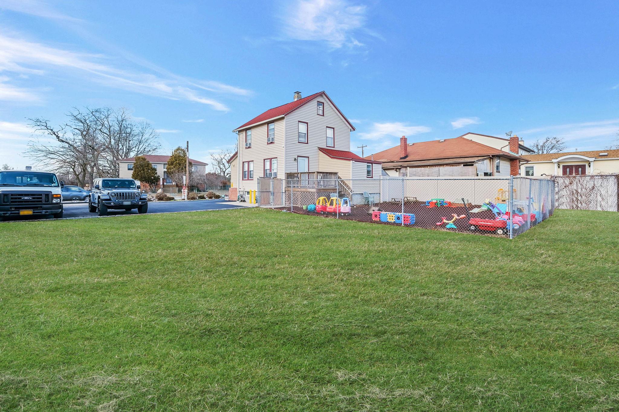 1243 Peapond Road, North Bellmore, NY 11710