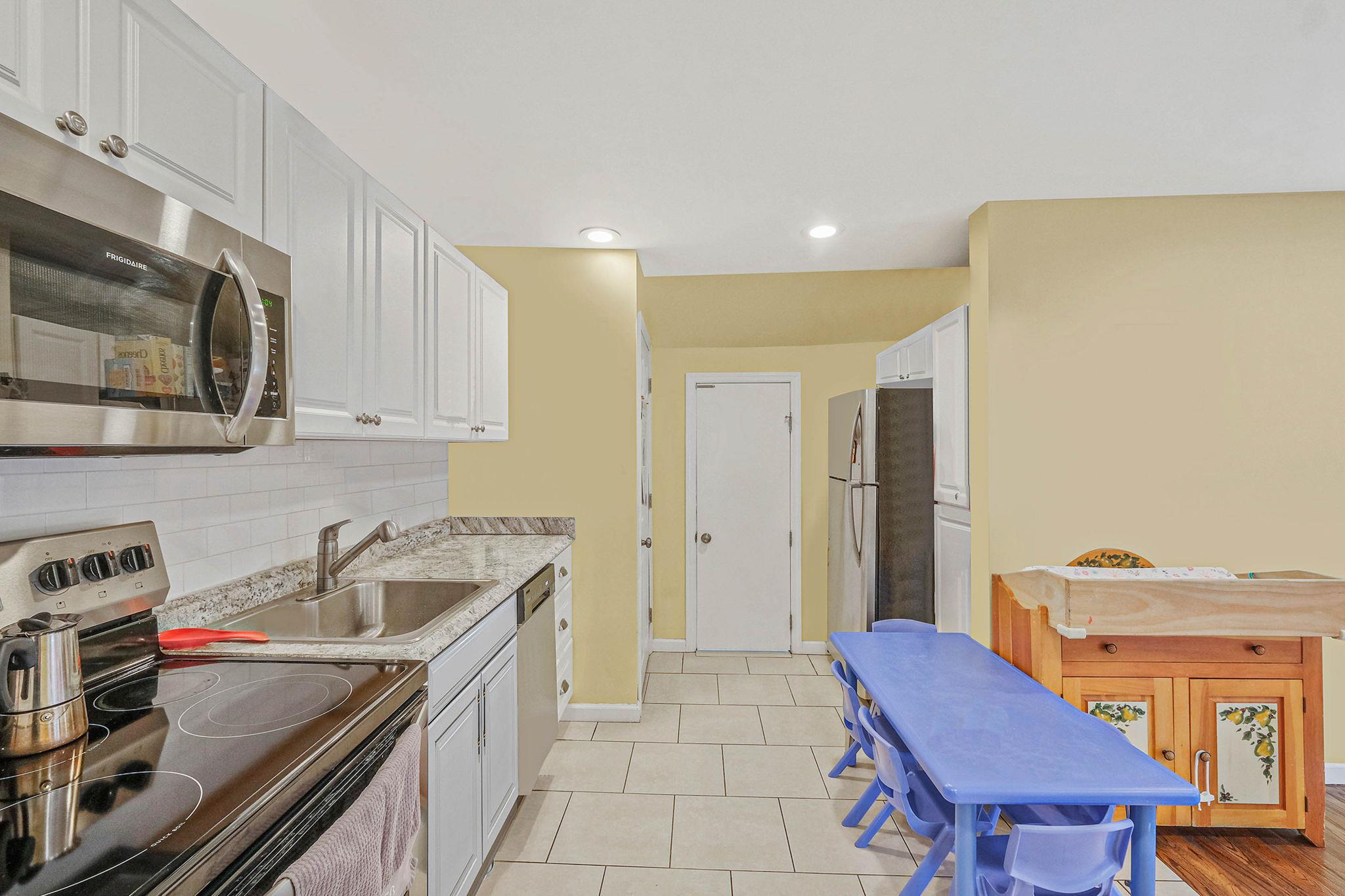 1243 Peapond Road, North Bellmore, NY 11710