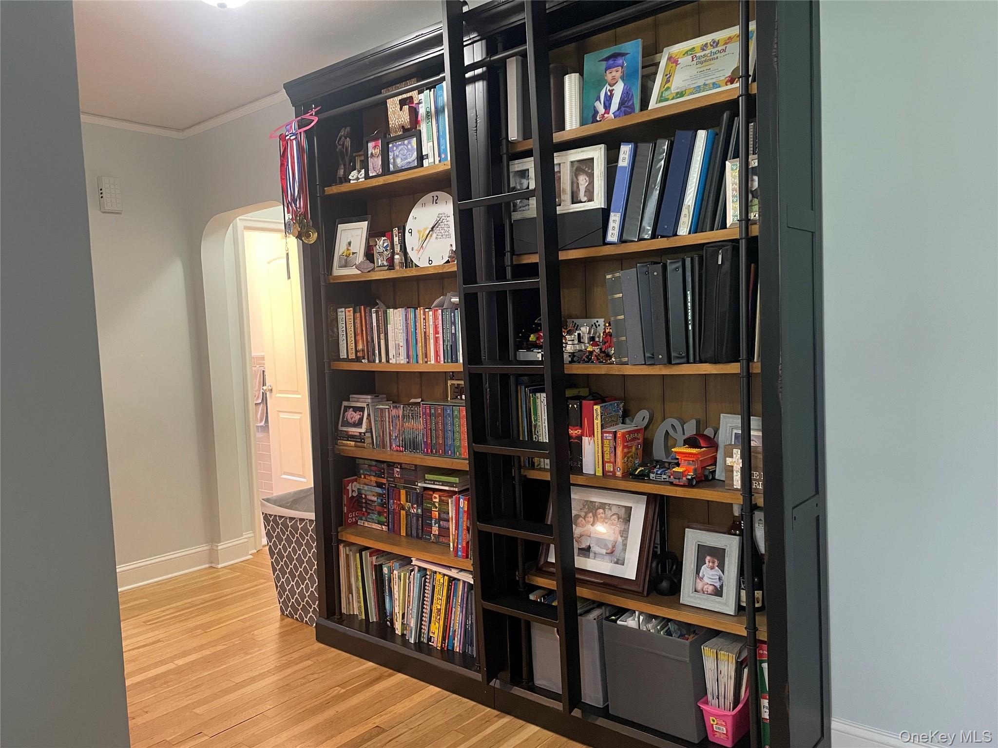 4001 Little Neck Parkway # 1A, Little Neck, NY 11363