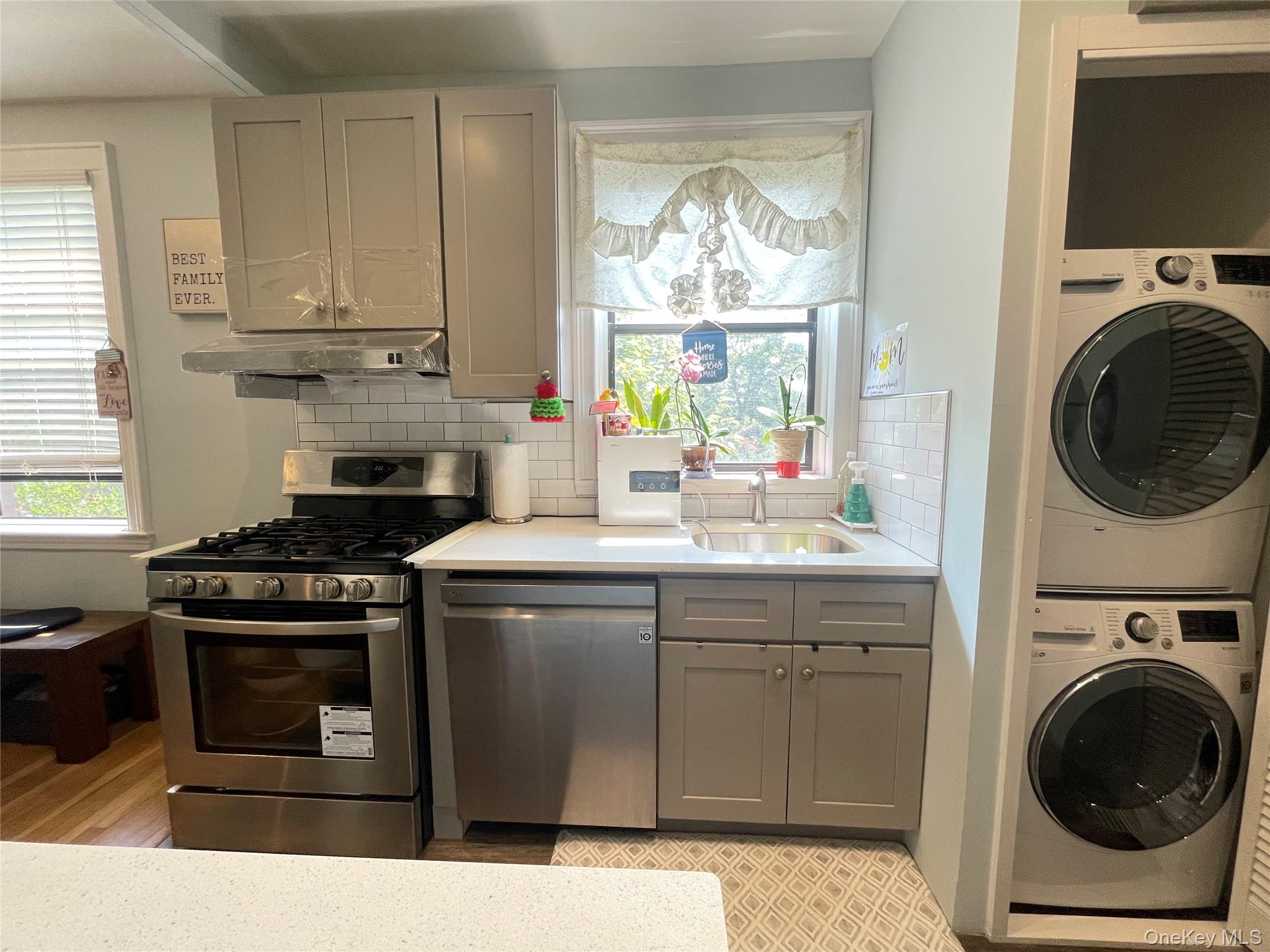 4001 Little Neck Parkway # 1A, Little Neck, NY 11363