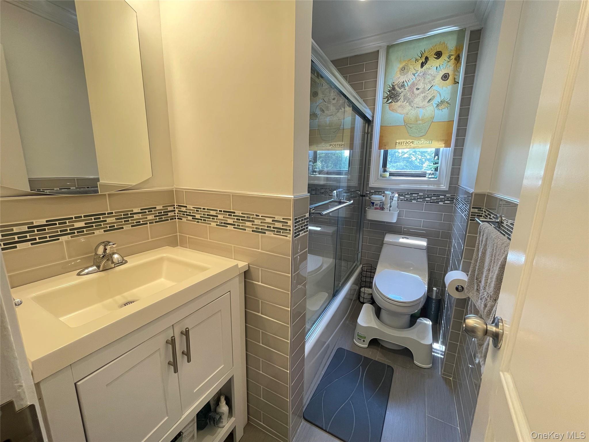 4001 Little Neck Parkway # 1A, Little Neck, NY 11363