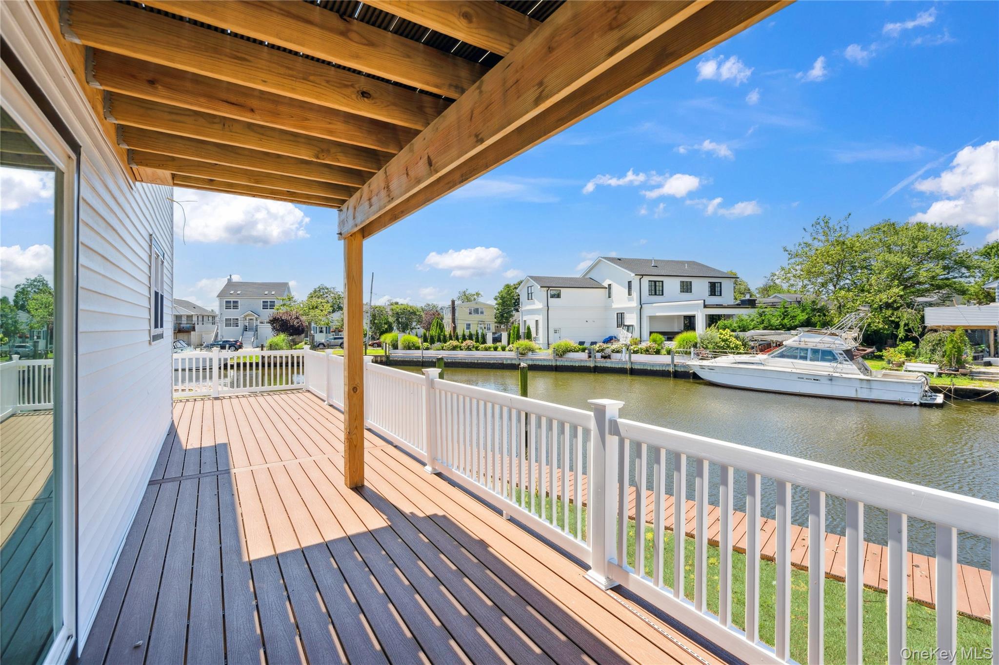 775 S 9th Street, Lindenhurst, NY 11757