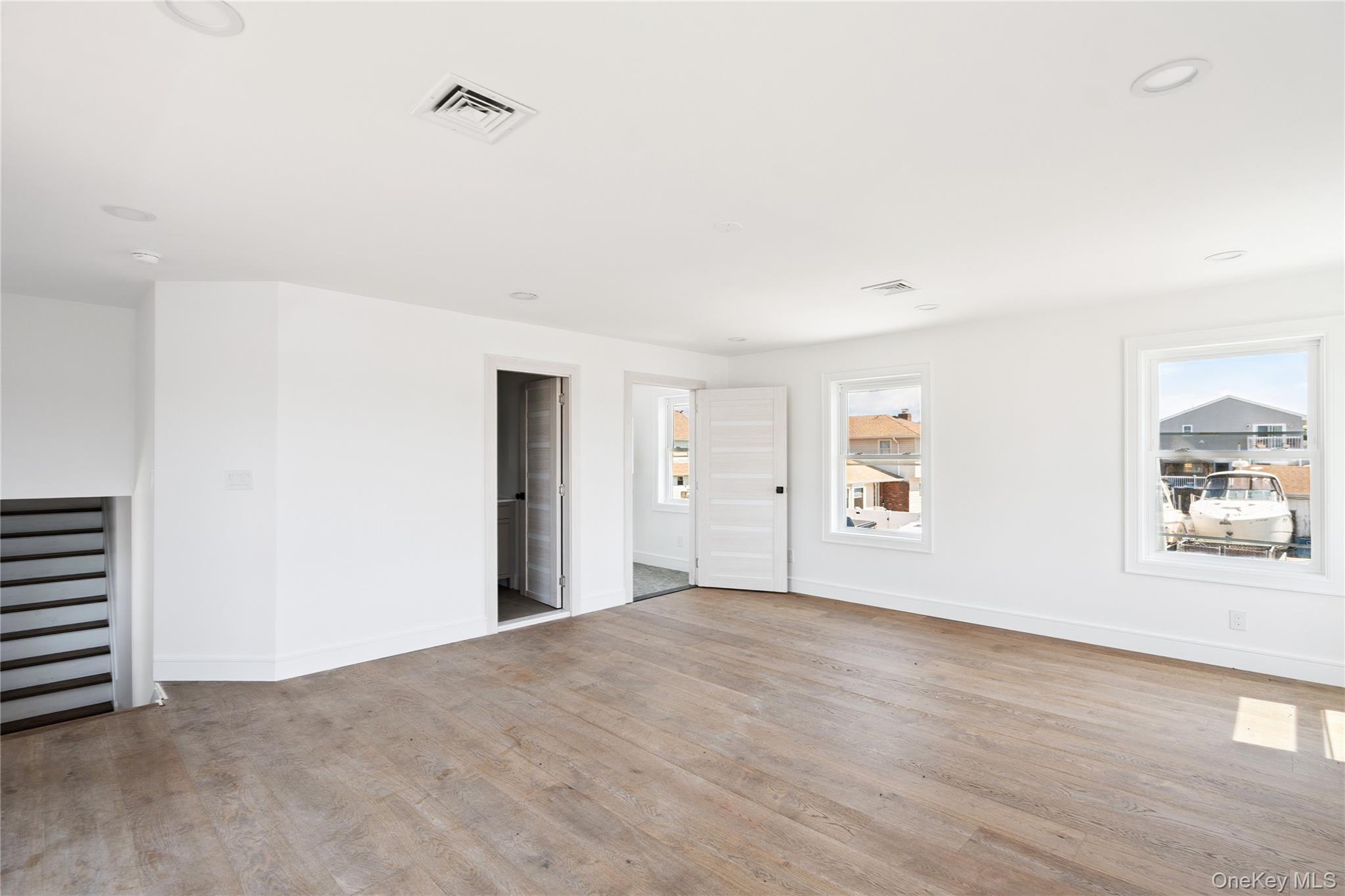 775 S 9th Street, Lindenhurst, NY 11757