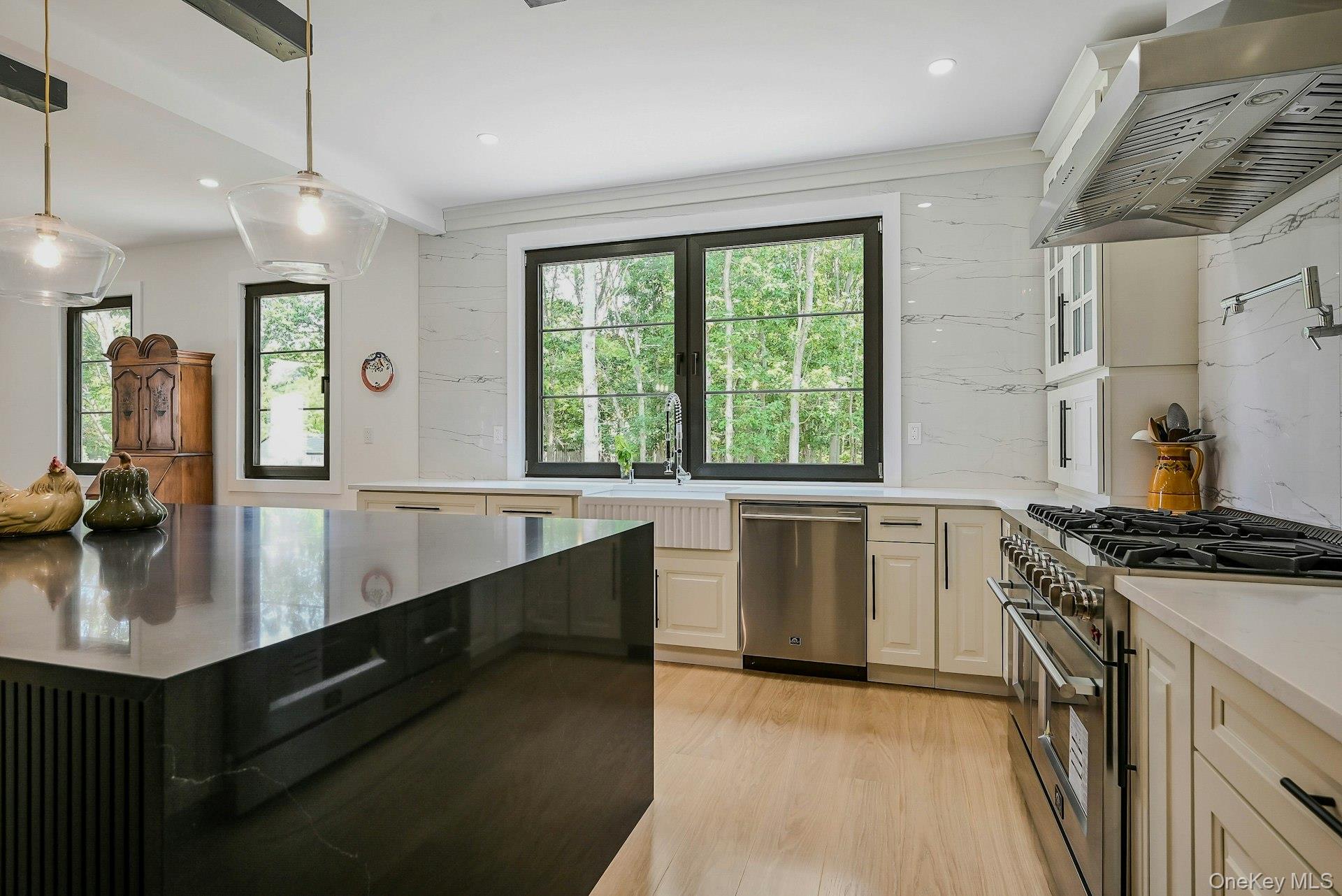 291 Pond Road, Bohemia, NY 11716