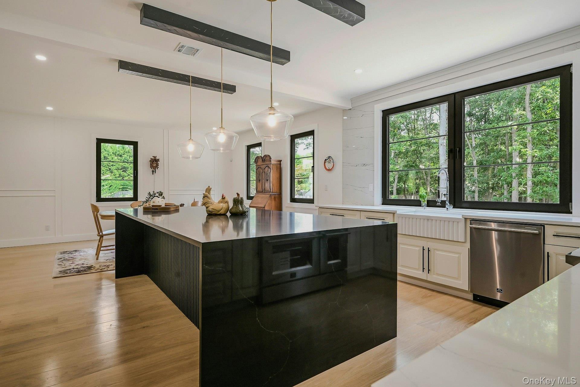 291 Pond Road, Bohemia, NY 11716