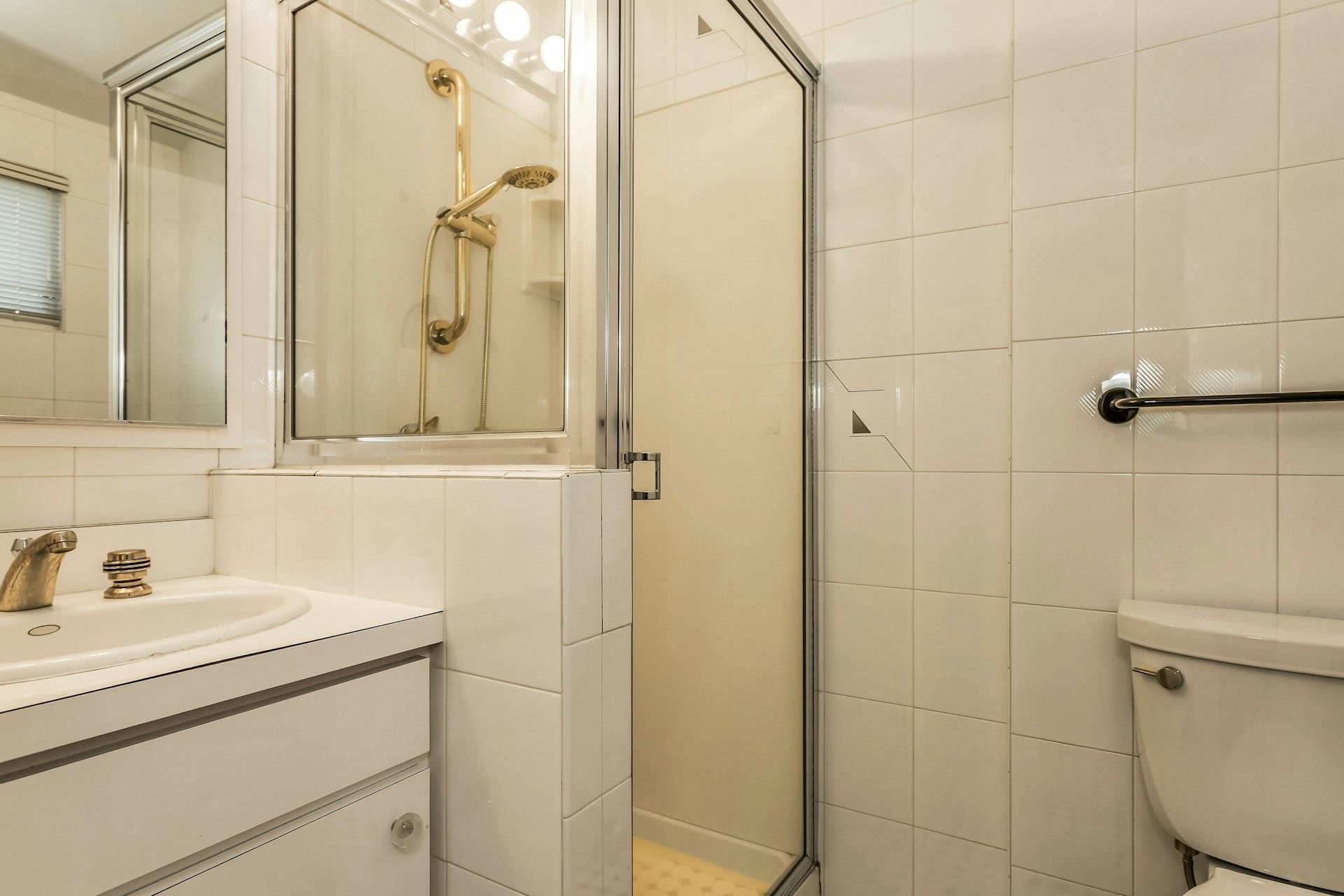 1855 Zana Court, North Merrick, NY 11566