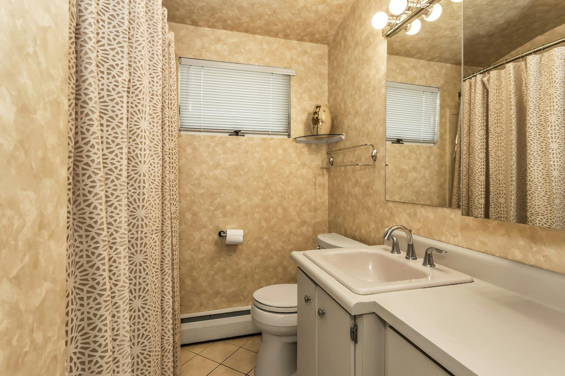 1855 Zana Court, North Merrick, NY 11566