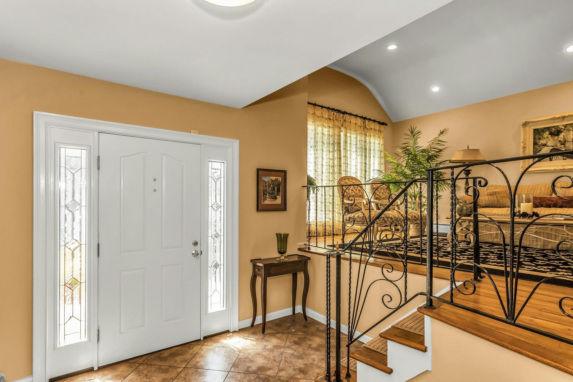 1855 Zana Court, North Merrick, NY 11566