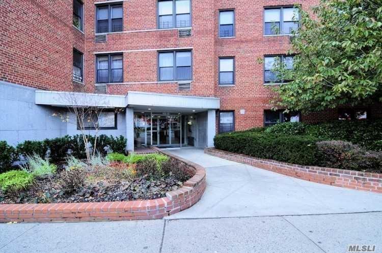 102-30 Queens Blvd # 4N, Forest Hills, NY 11375