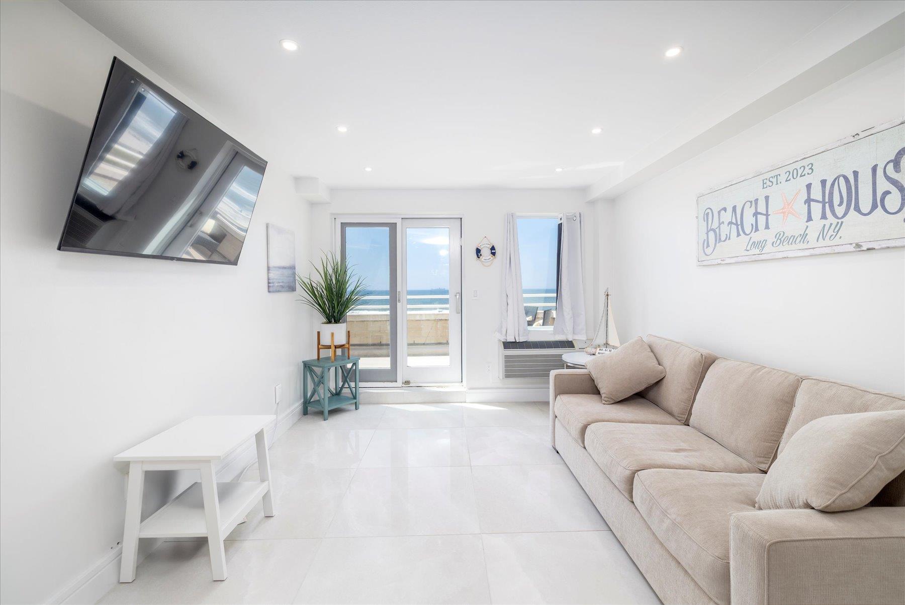 450 W Broadway # 3F, Long Beach, NY 11561