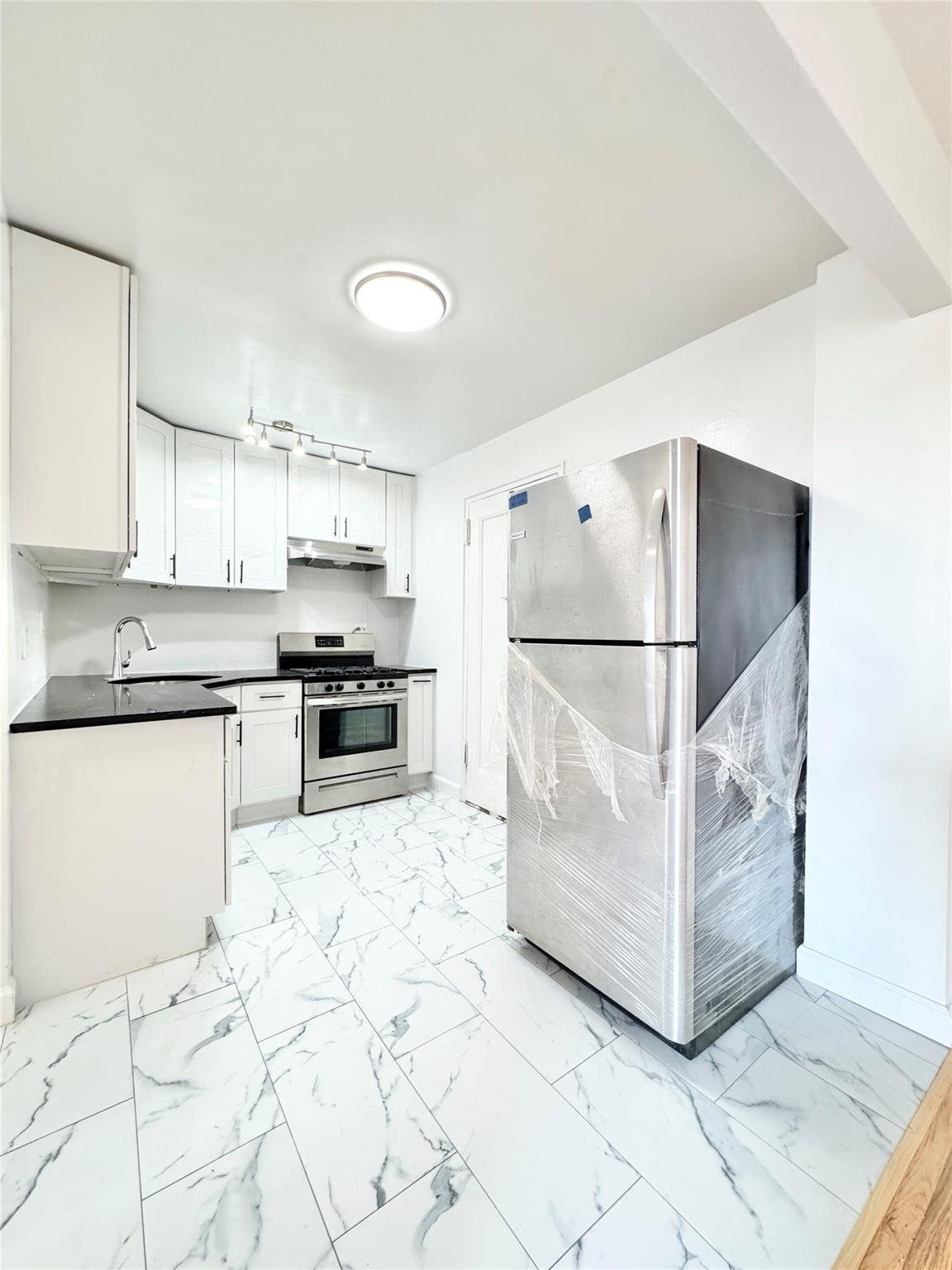 84-19 51st Avenue # 5E, Elmhurst, NY 11373