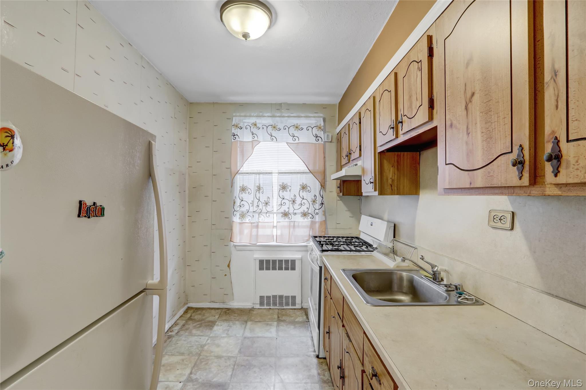 26-16 Union Street # 4A, Flushing, NY 11354