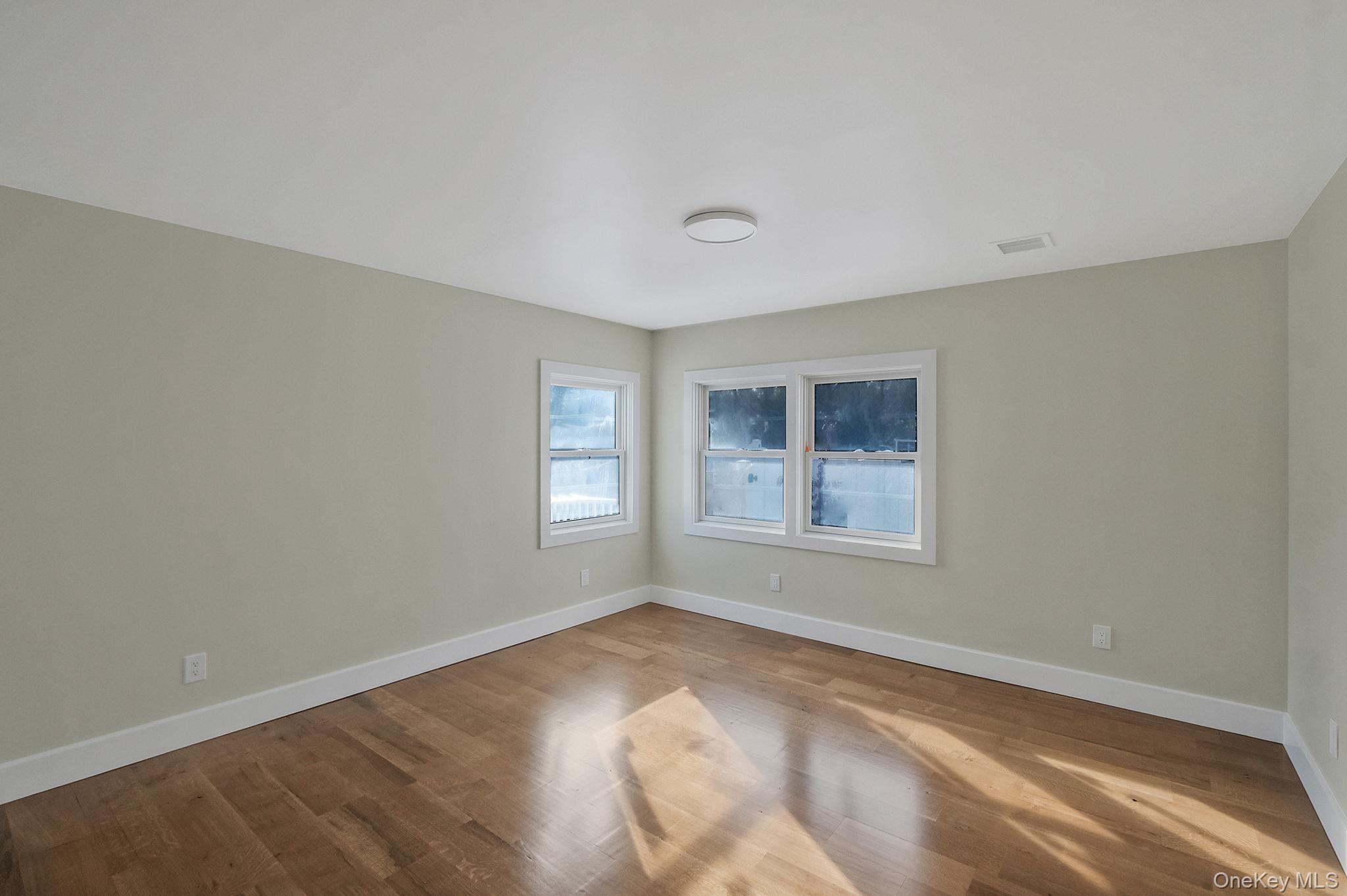 46 Birch Court, Riverhead, NY 11901