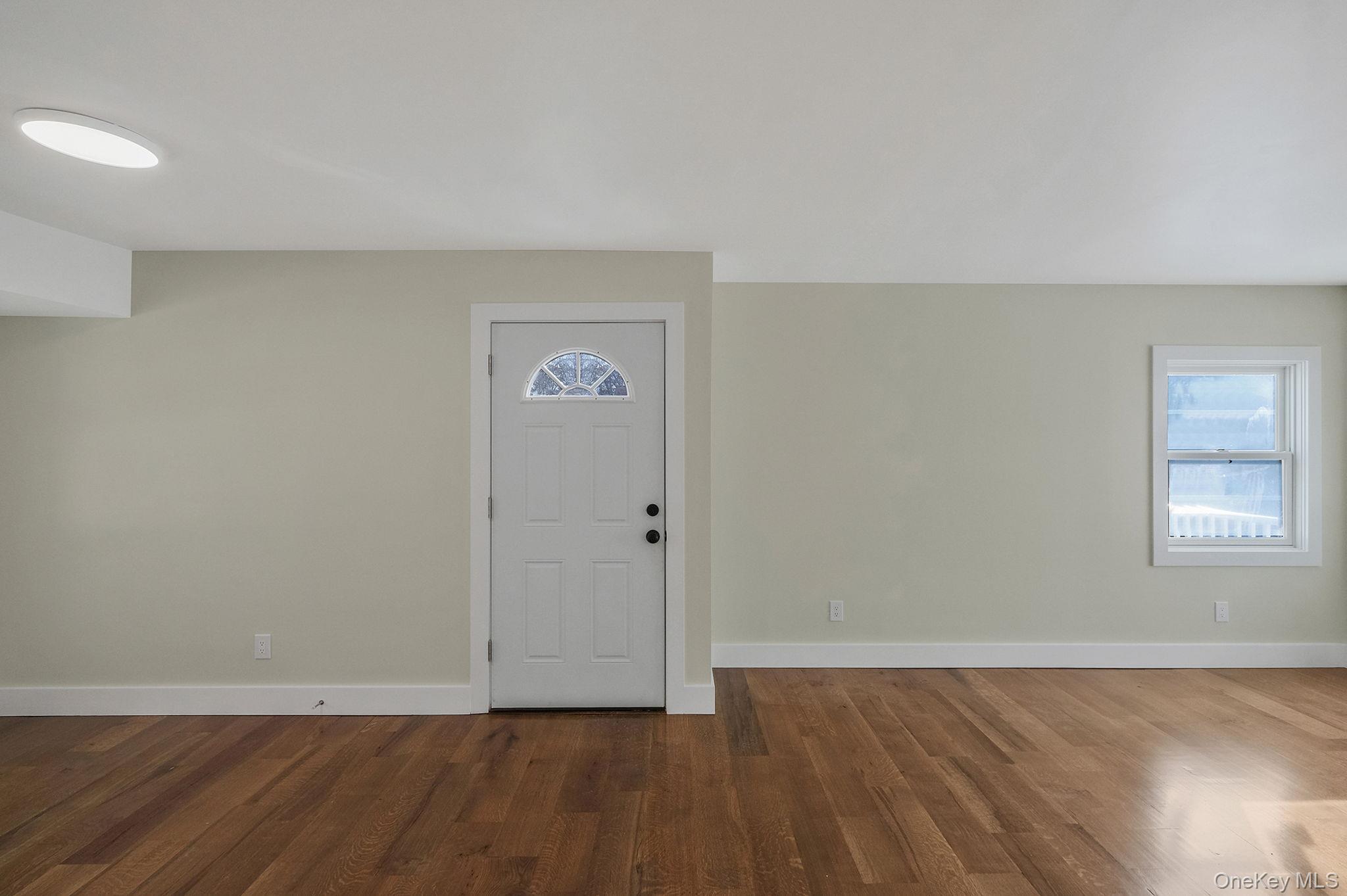 46 Birch Court, Riverhead, NY 11901