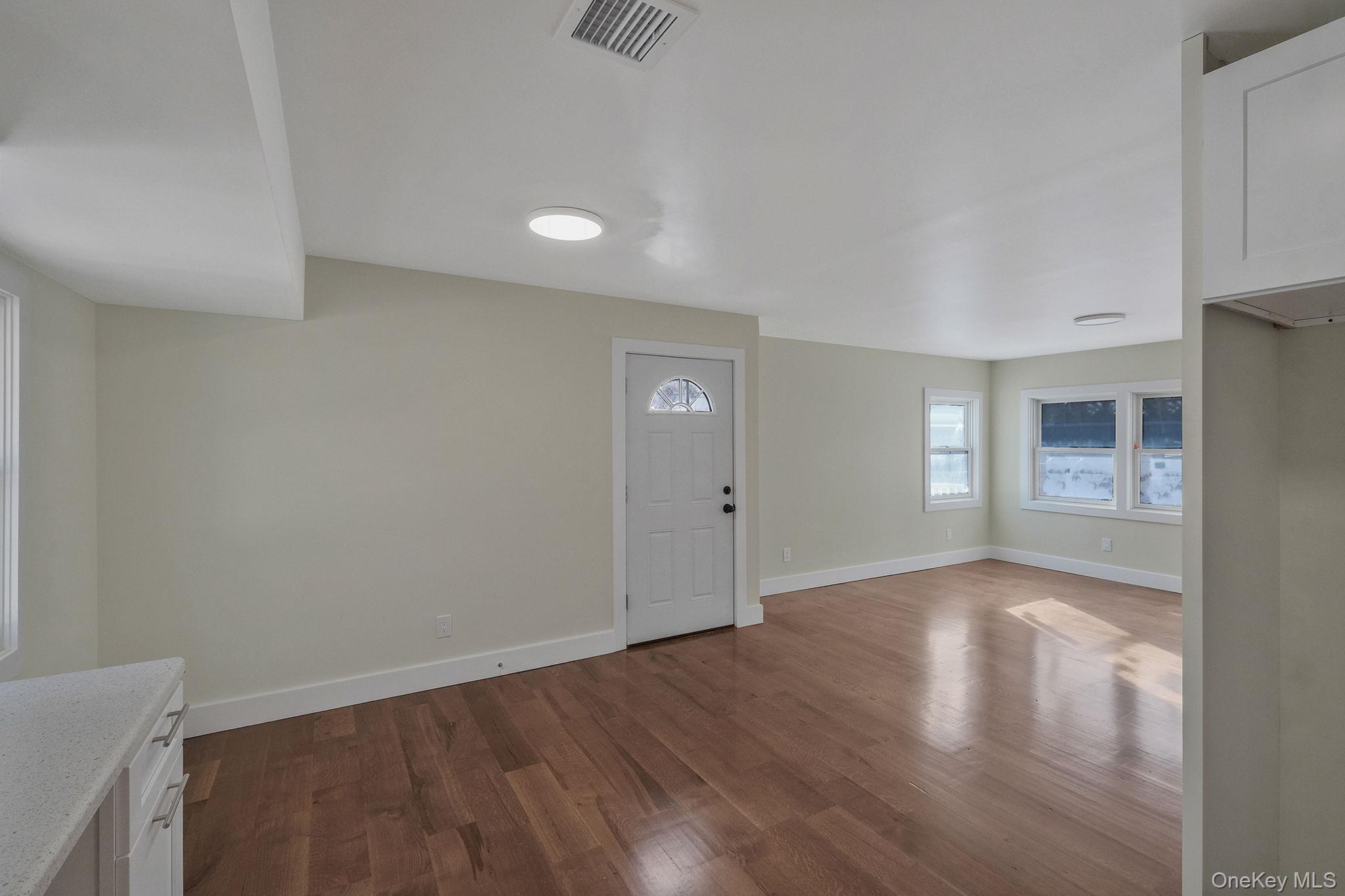 46 Birch Court, Riverhead, NY 11901