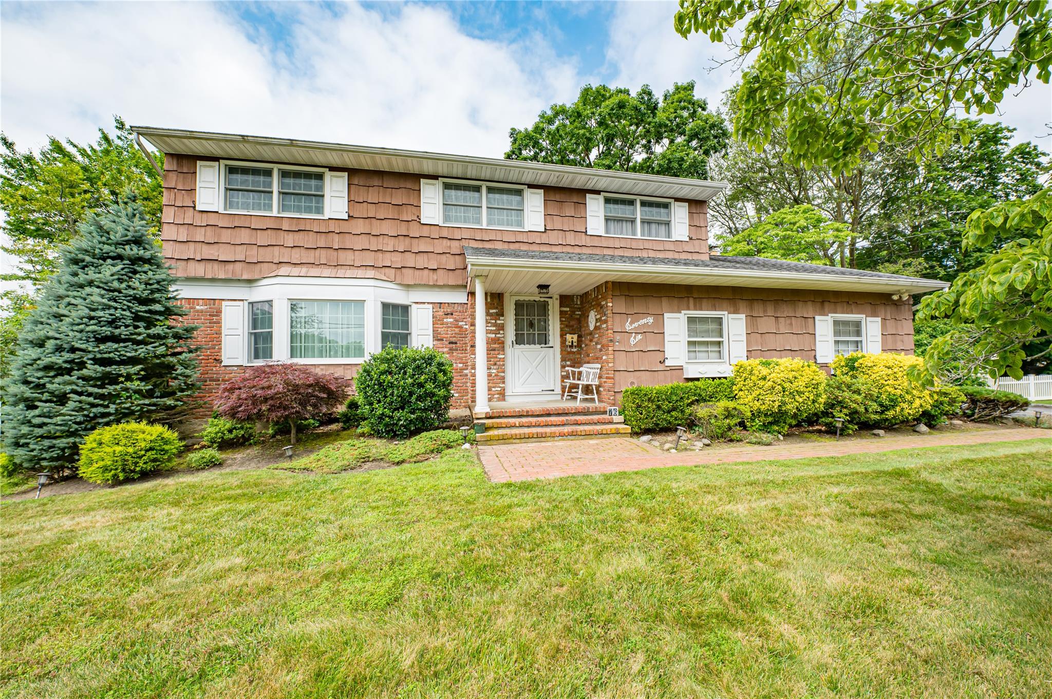 76 Magro Drive, North Babylon, NY 11703