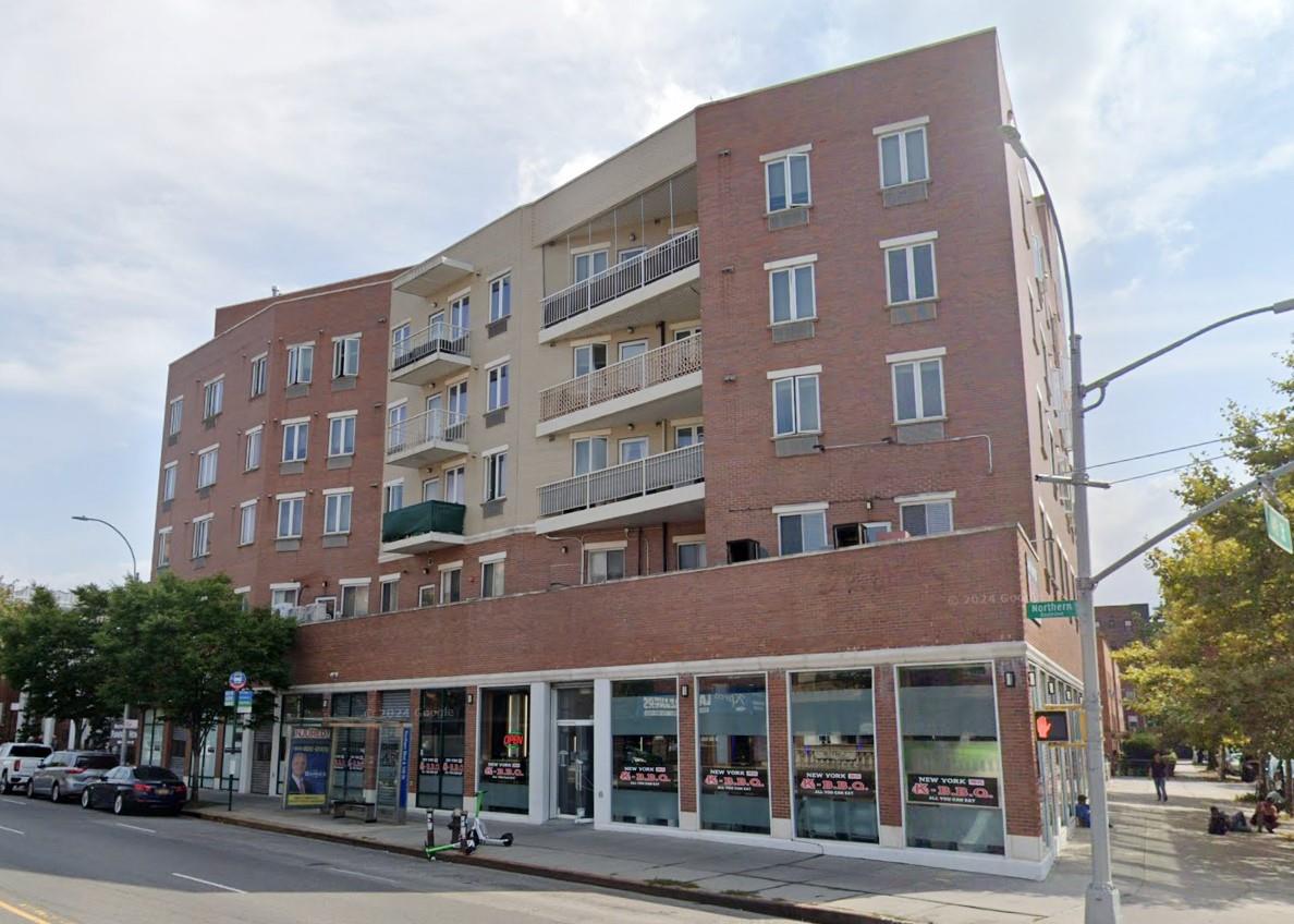 149-06 Northern Boulevard # 304, Flushing, NY 11354