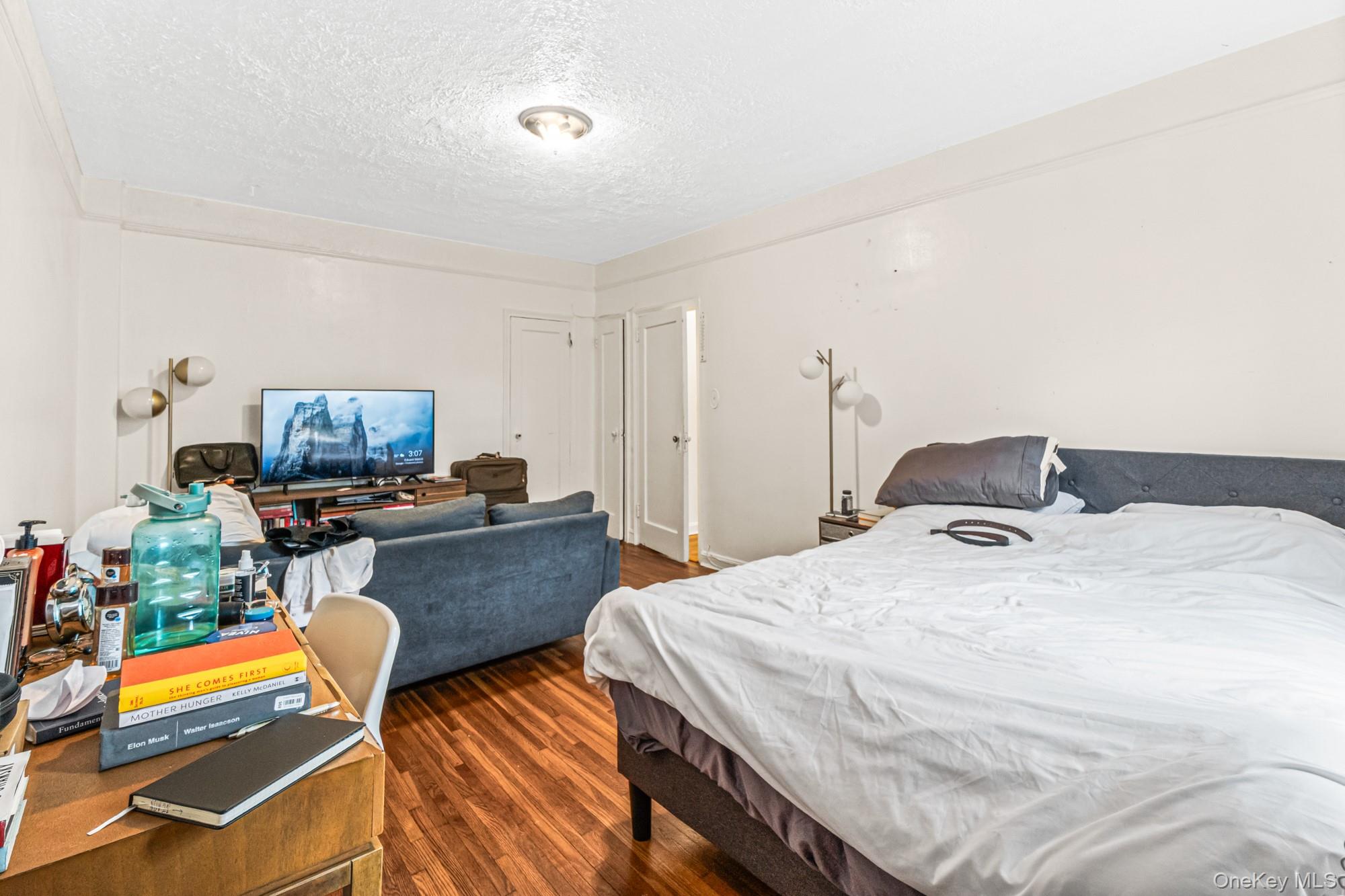 165-20 Highland Ave # 201, Jamaica, NY 11432