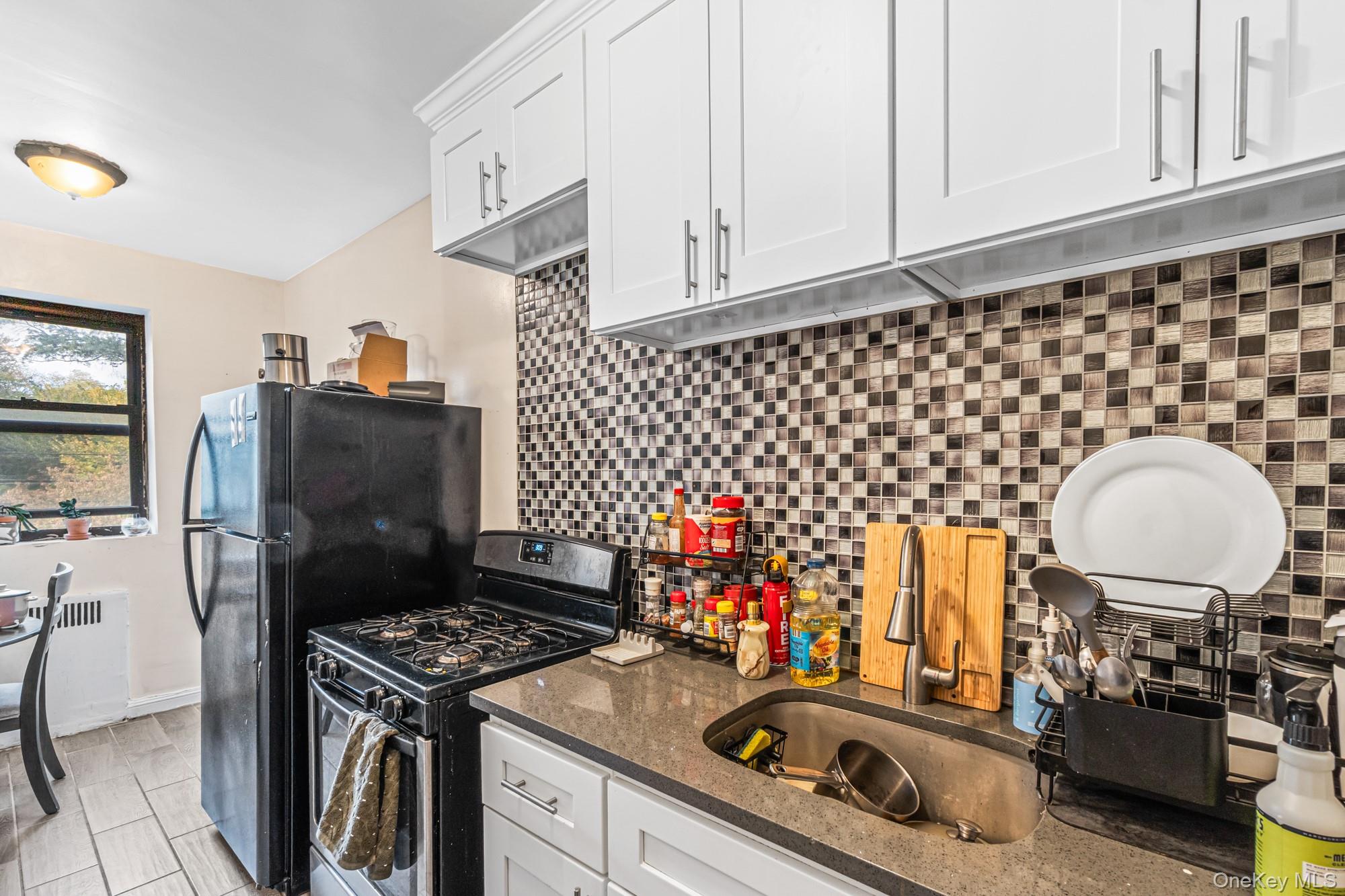 165-20 Highland Ave # 201, Jamaica, NY 11432