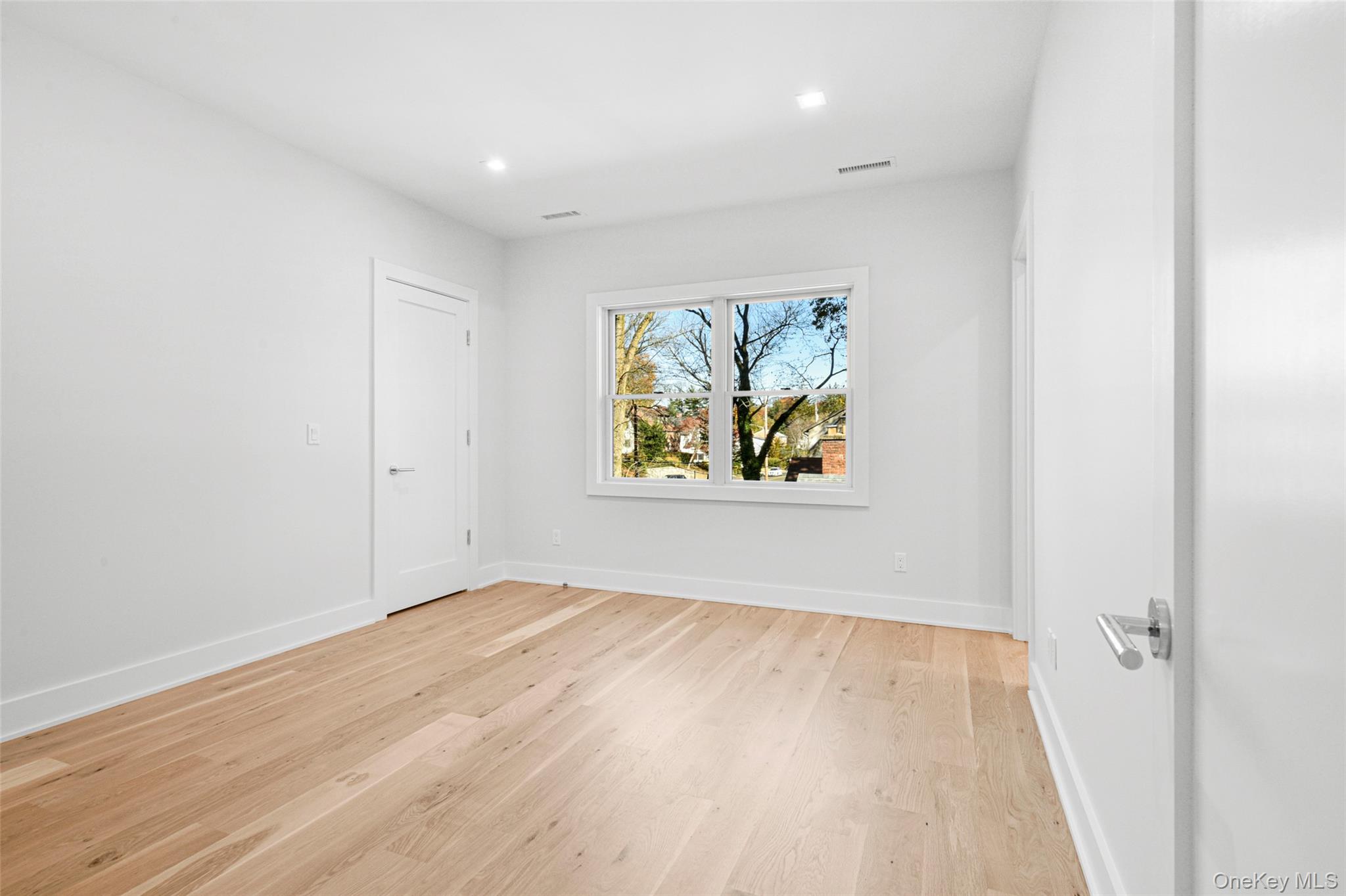 65 Myrtle Boulevard, Larchmont, NY 10538