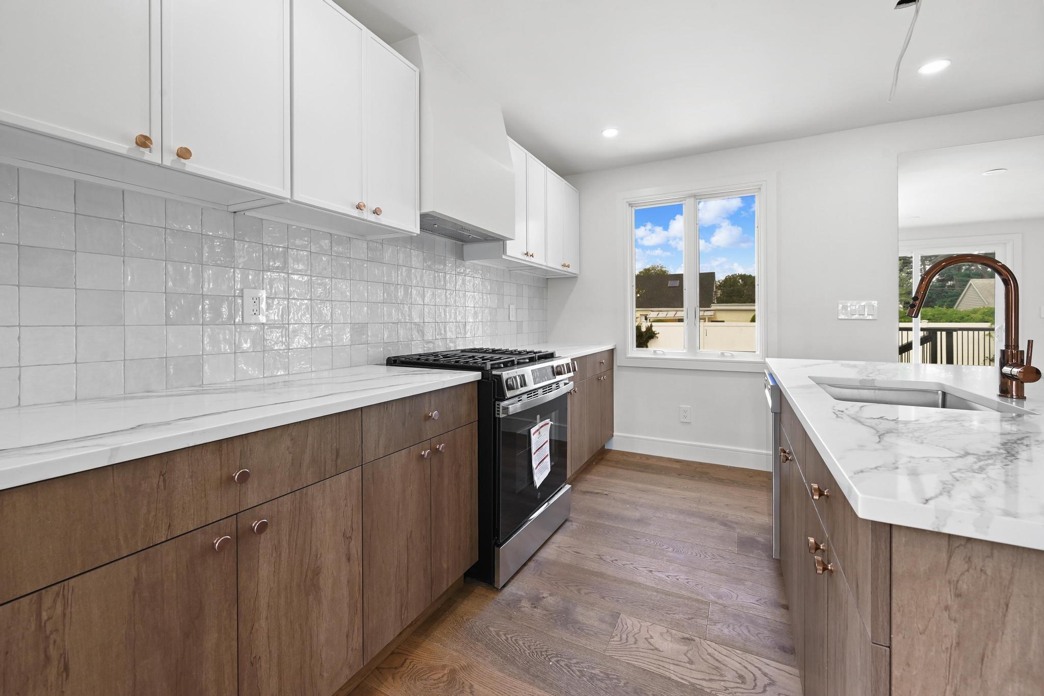 747 New Street, Uniondale, NY 11553