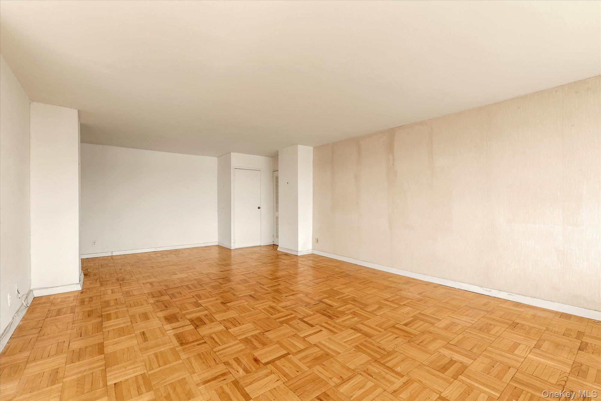 166-25 Powells Cove Boulevard # 11L, Beechhurst, NY 11357