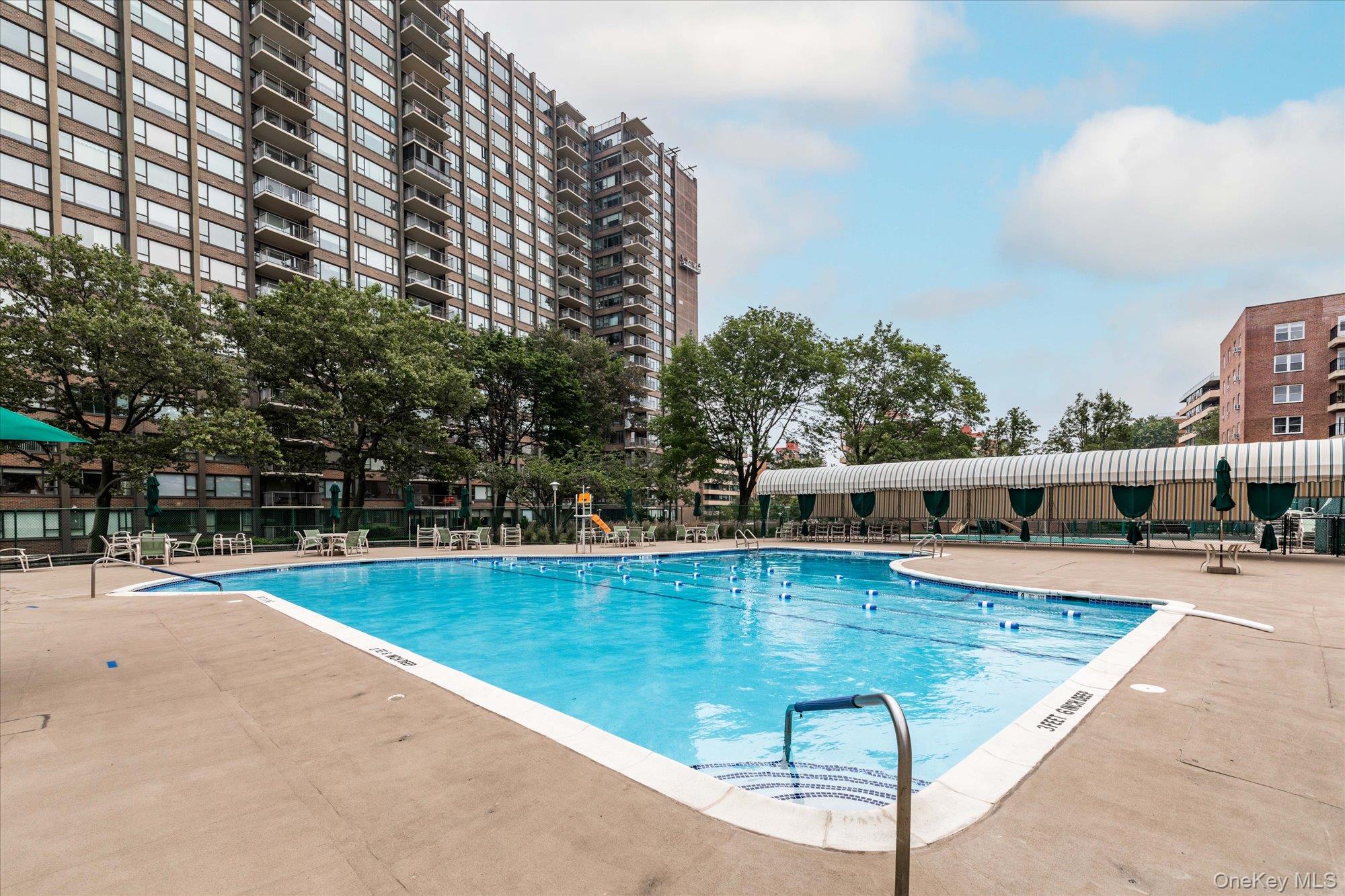 166-25 Powells Cove Boulevard # 11L, Beechhurst, NY 11357